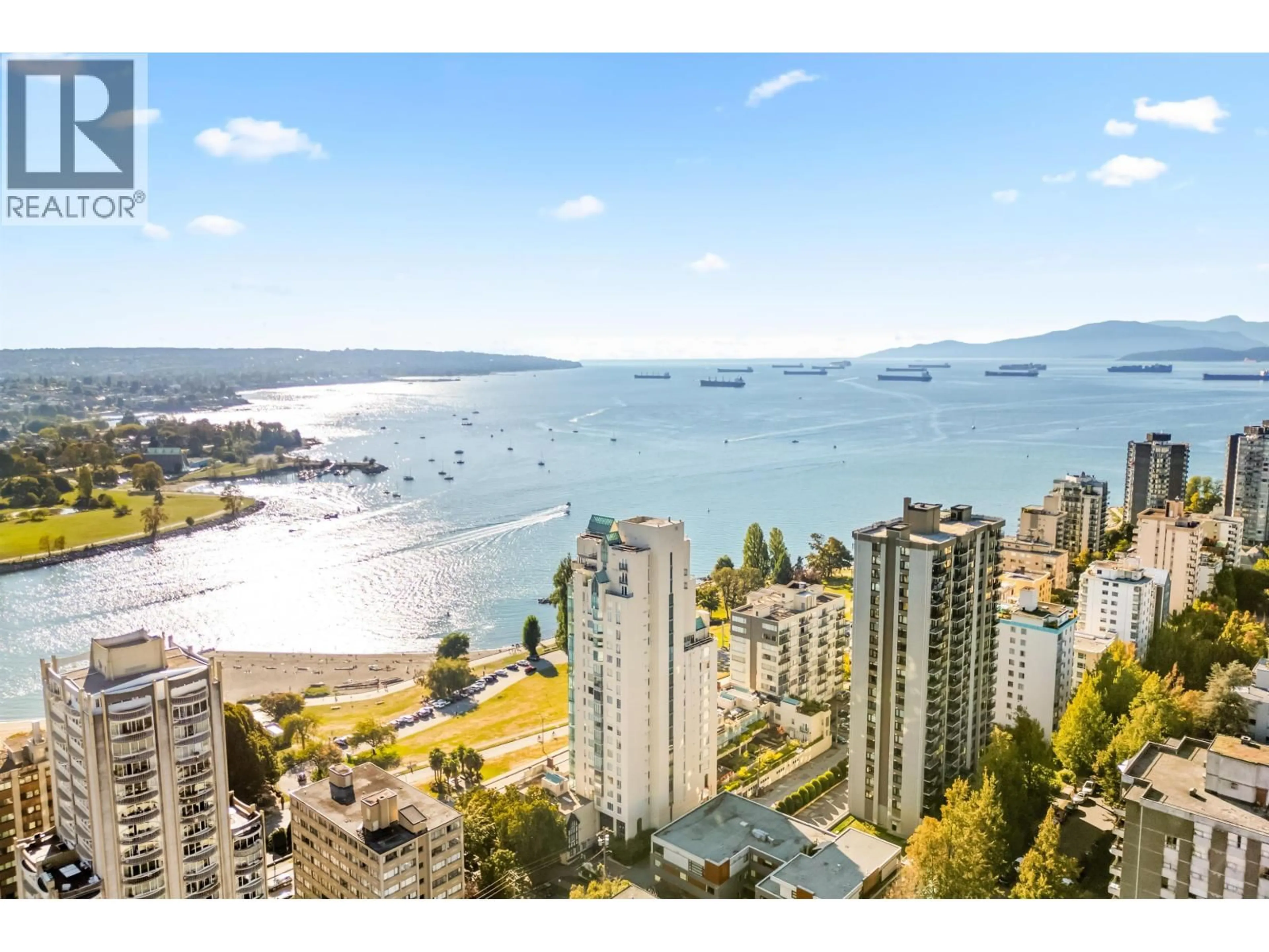 A pic from outside/outdoor area/front of a property/back of a property/a pic from drone, water/lake/river/ocean view for 503 - 1311 BEACH AVENUE, Vancouver British Columbia V6E1V6