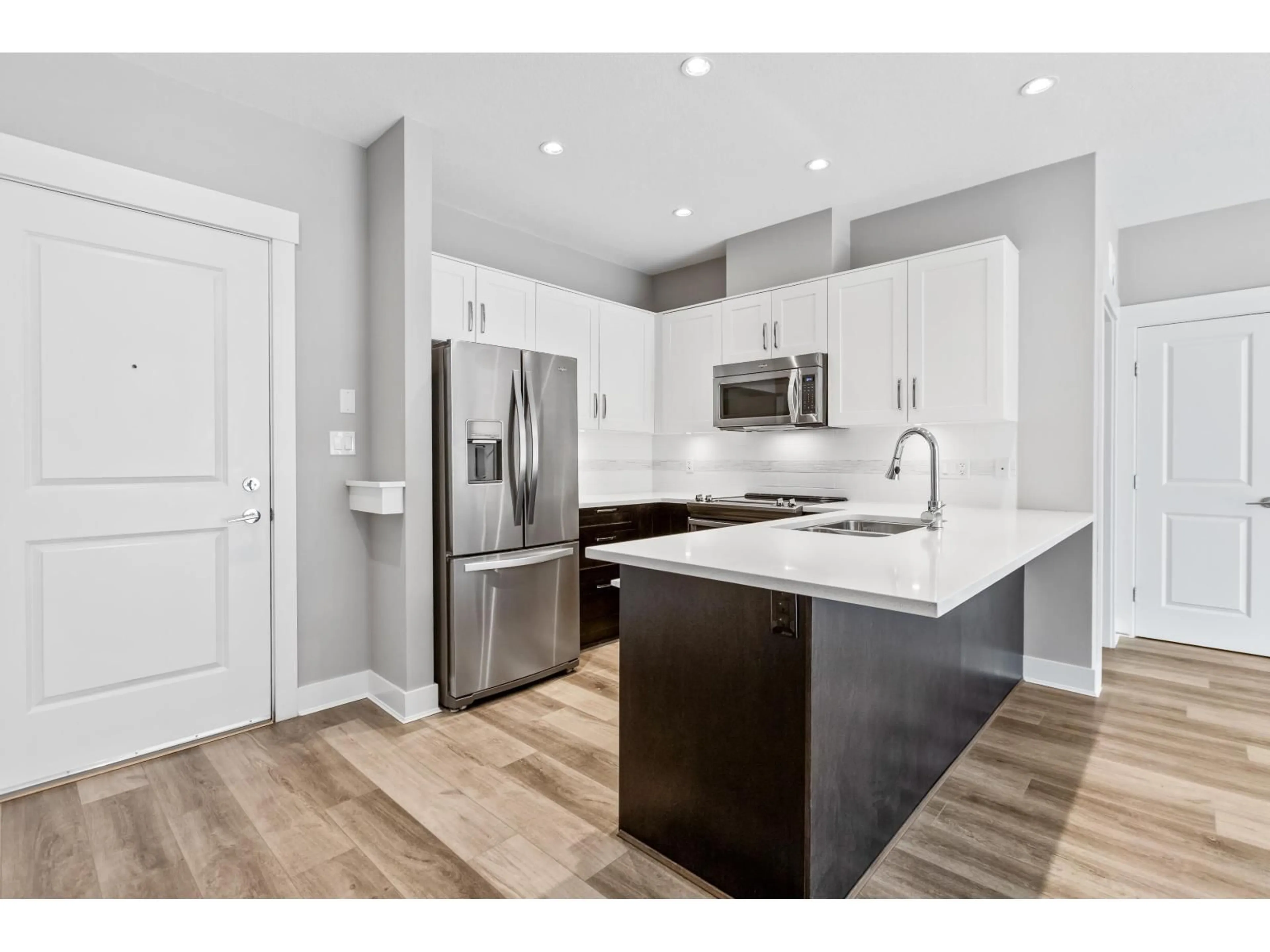 Open concept kitchen, unknown for 219 - 20728 WILLOUGHBY TOWN CENTRE, Langley British Columbia V2Y0P3