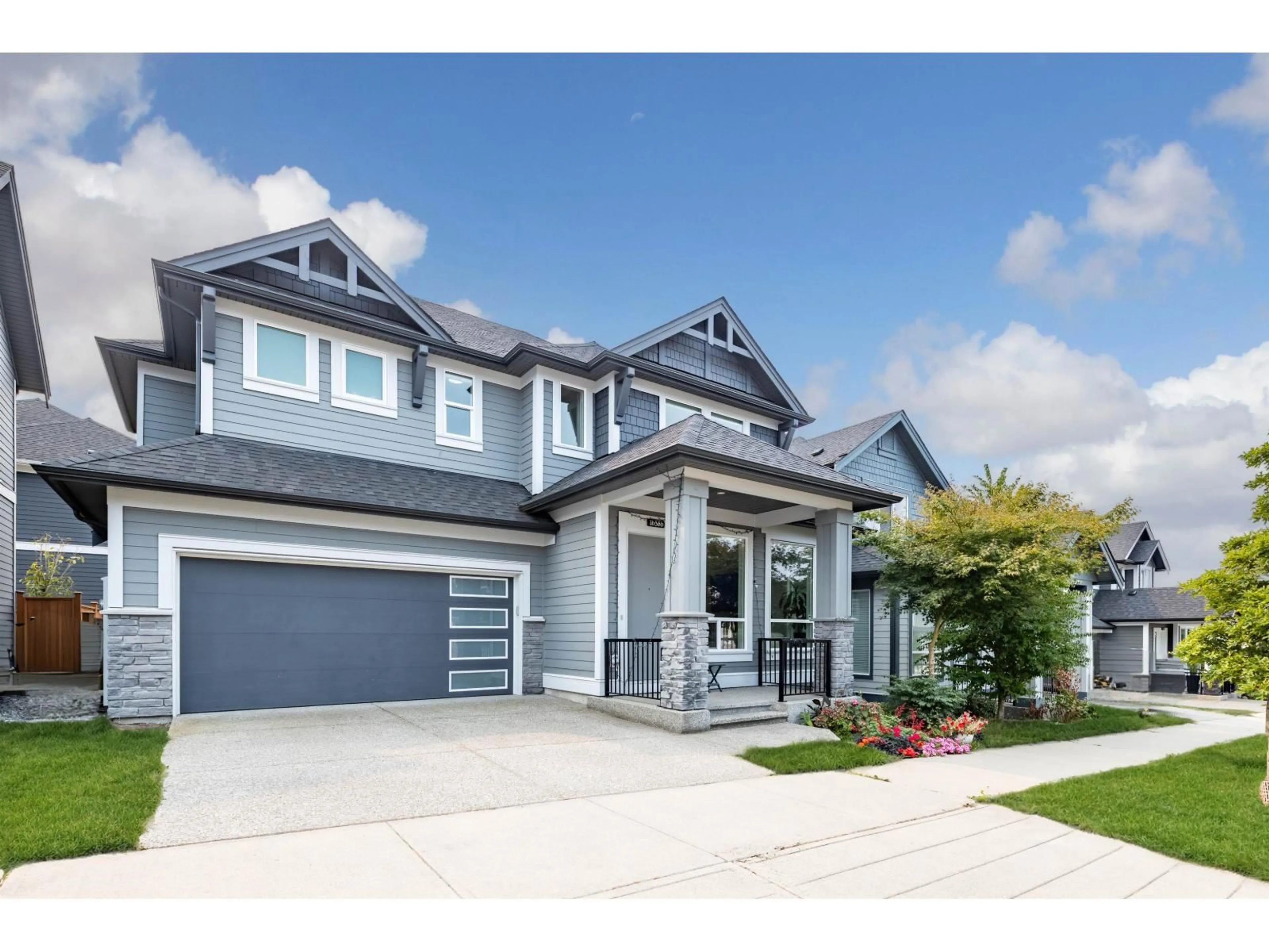 Home with vinyl exterior material, street for 16586 21, Surrey British Columbia V3Z1B9