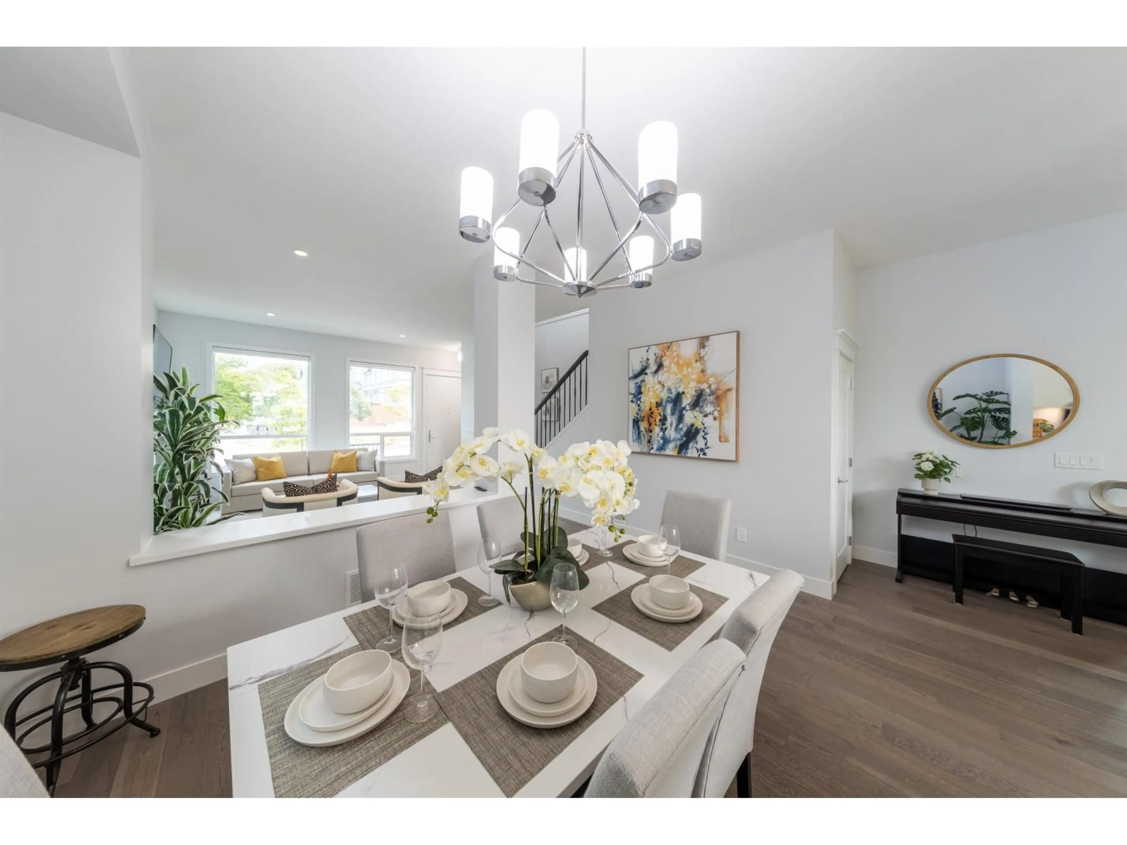 Dining room, unknown for 16586 21, Surrey British Columbia V3Z1B9