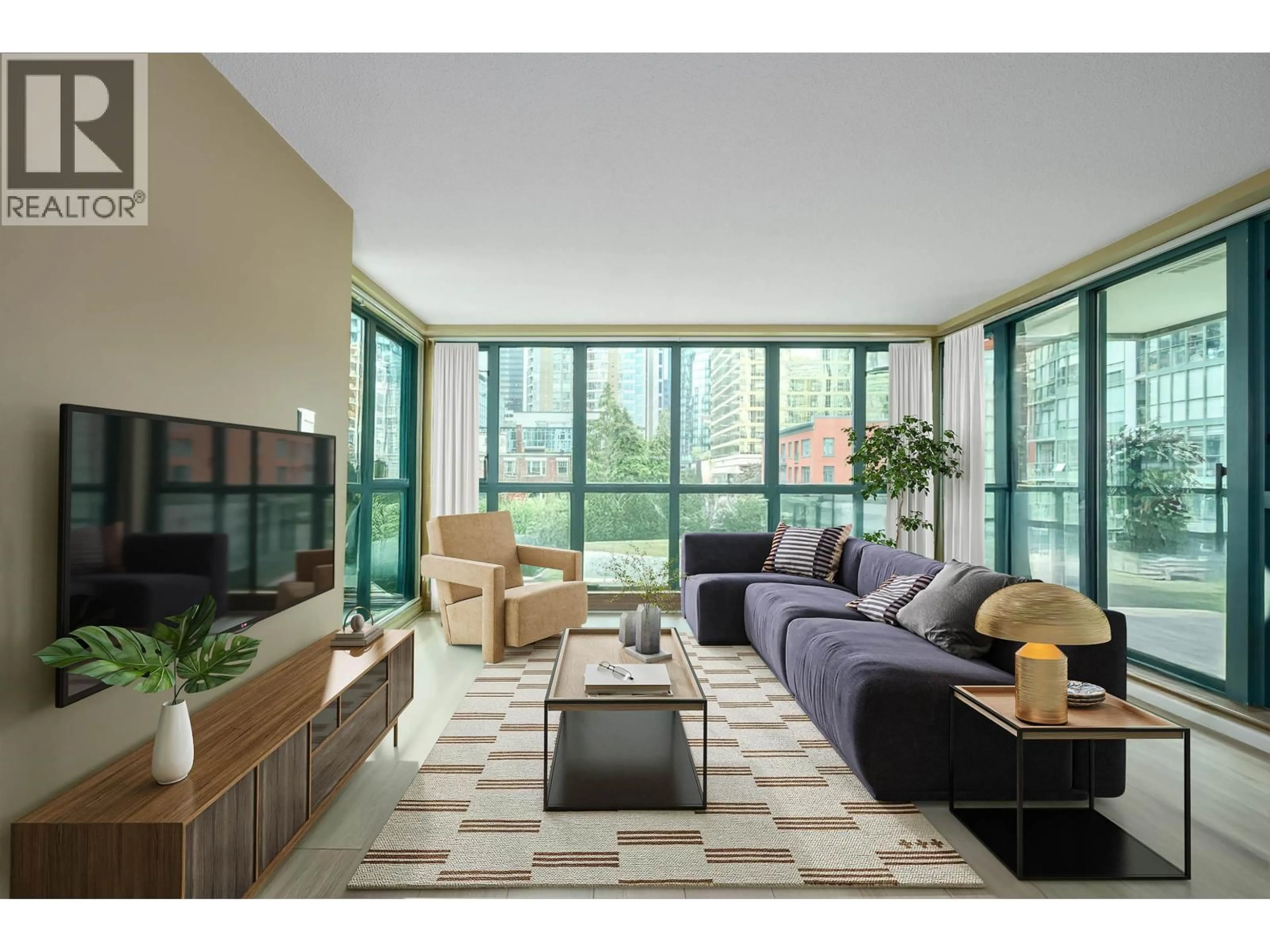 Living room with furniture, unknown for 806 - 1238 MELVILLE STREET, Vancouver British Columbia V6E4N2