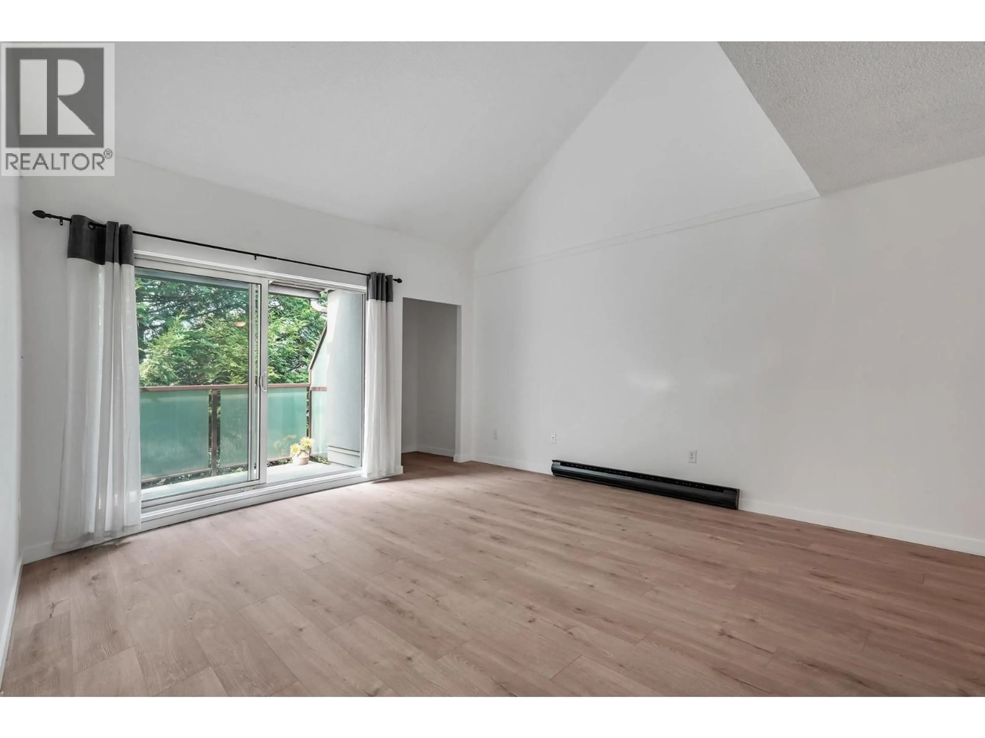 A pic of a room for 311 - 4363 HALIFAX STREET, Burnaby British Columbia V5C5Z3