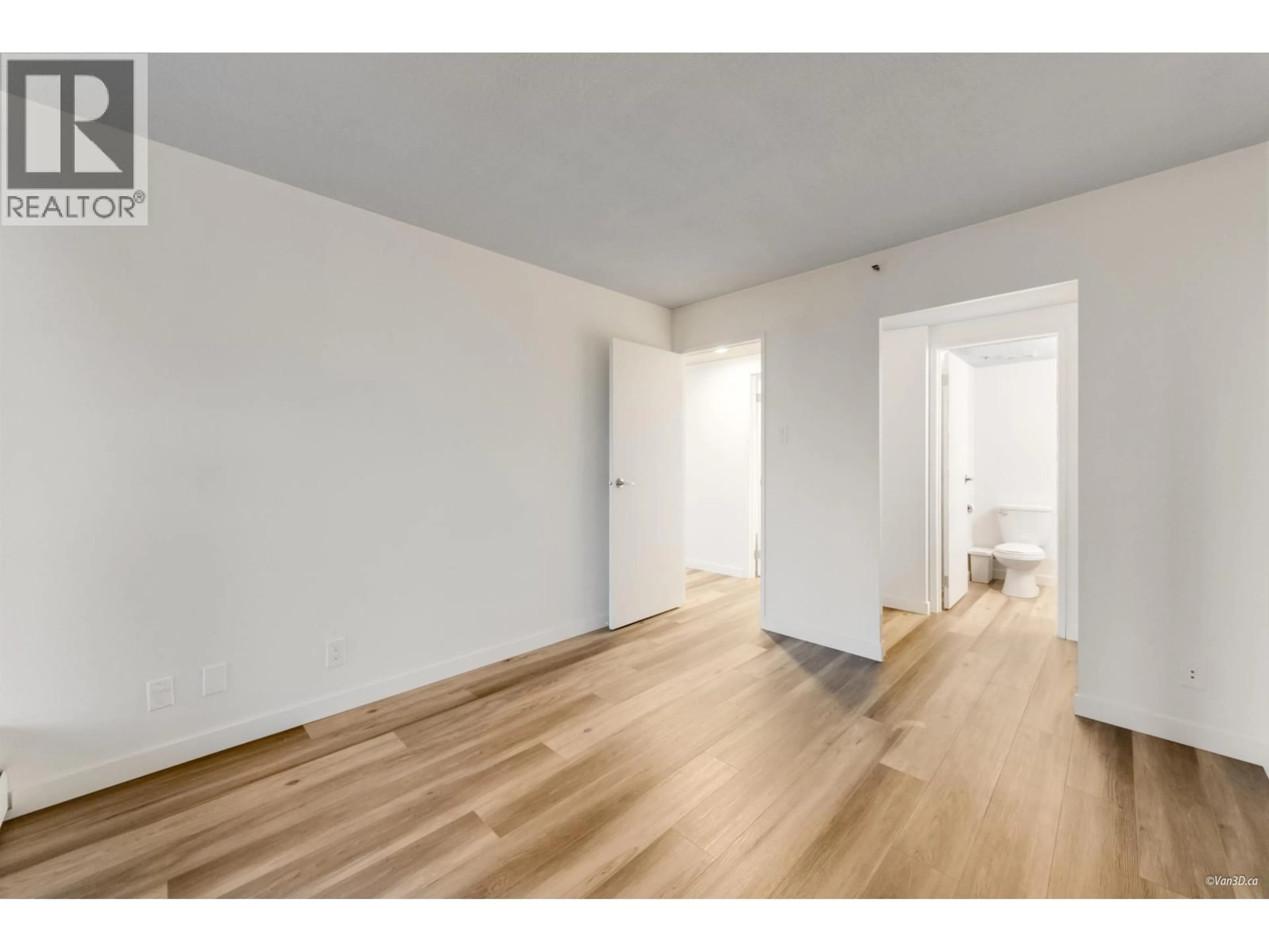A pic of a room for 601 - 460 WESTVIEW STREET, Coquitlam British Columbia V3K6C9