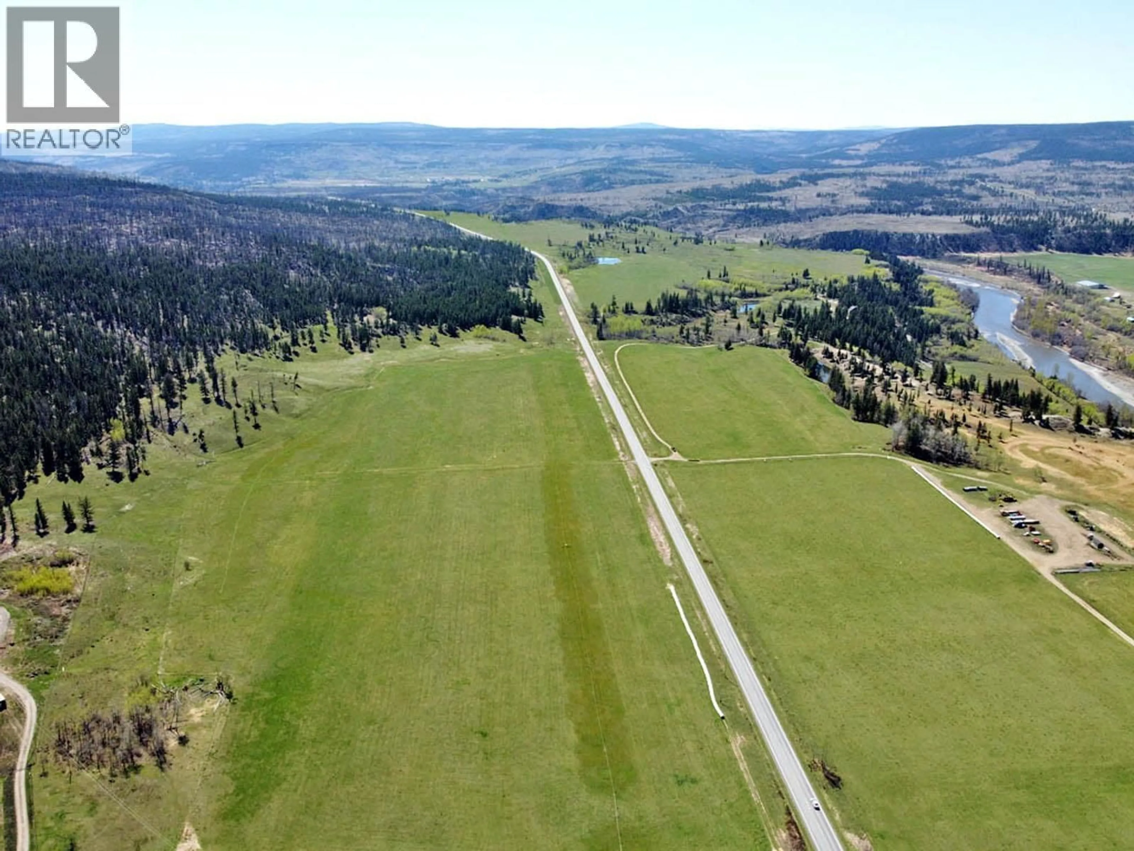 A pic from outside/outdoor area/front of a property/back of a property/a pic from drone, mountain view for 6547 CHILCOTIN 20 HIGHWAY, Chilcotin British Columbia V0L1K0