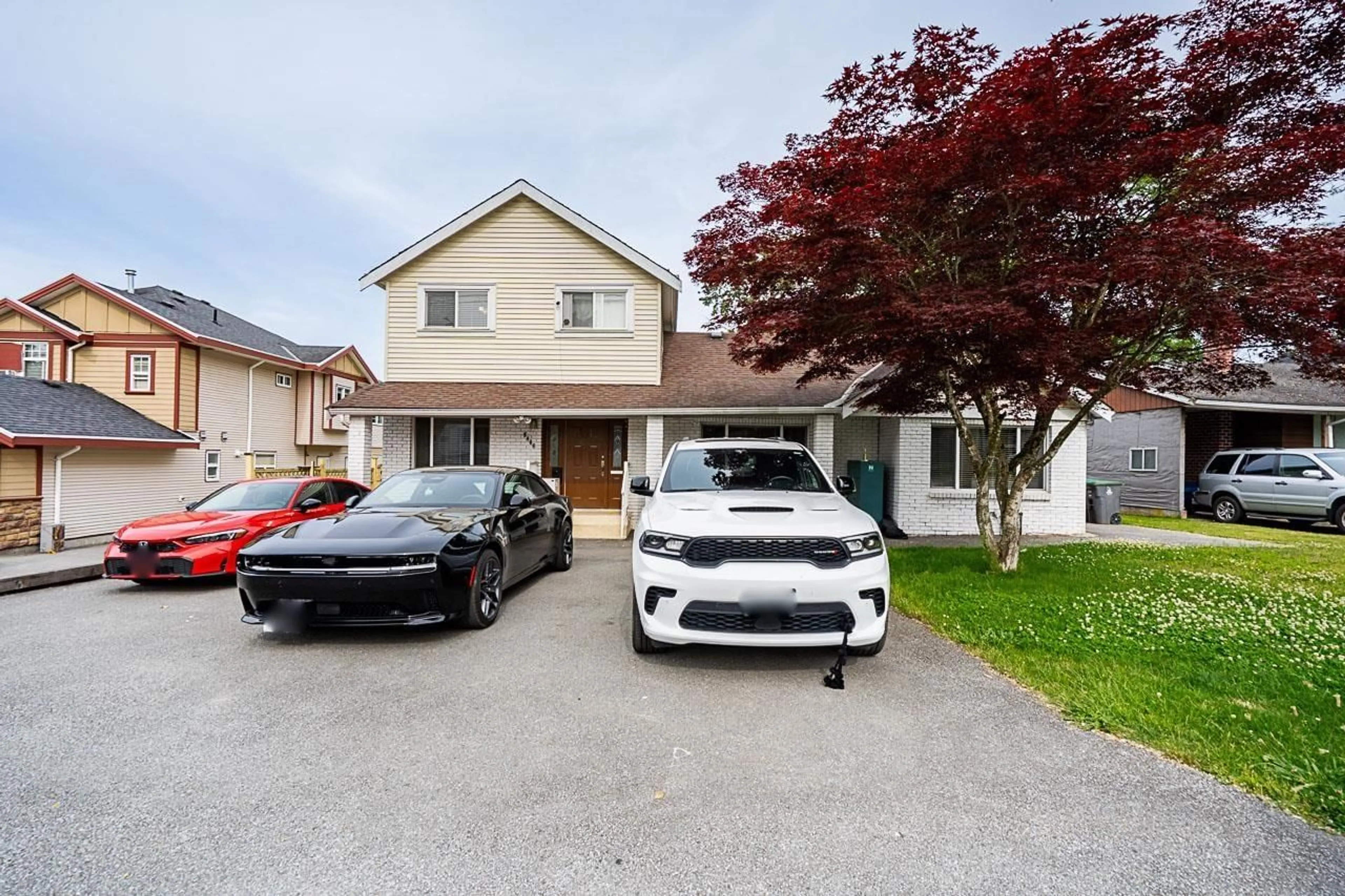 Unknown for 8466 123, Surrey British Columbia V3W3V6