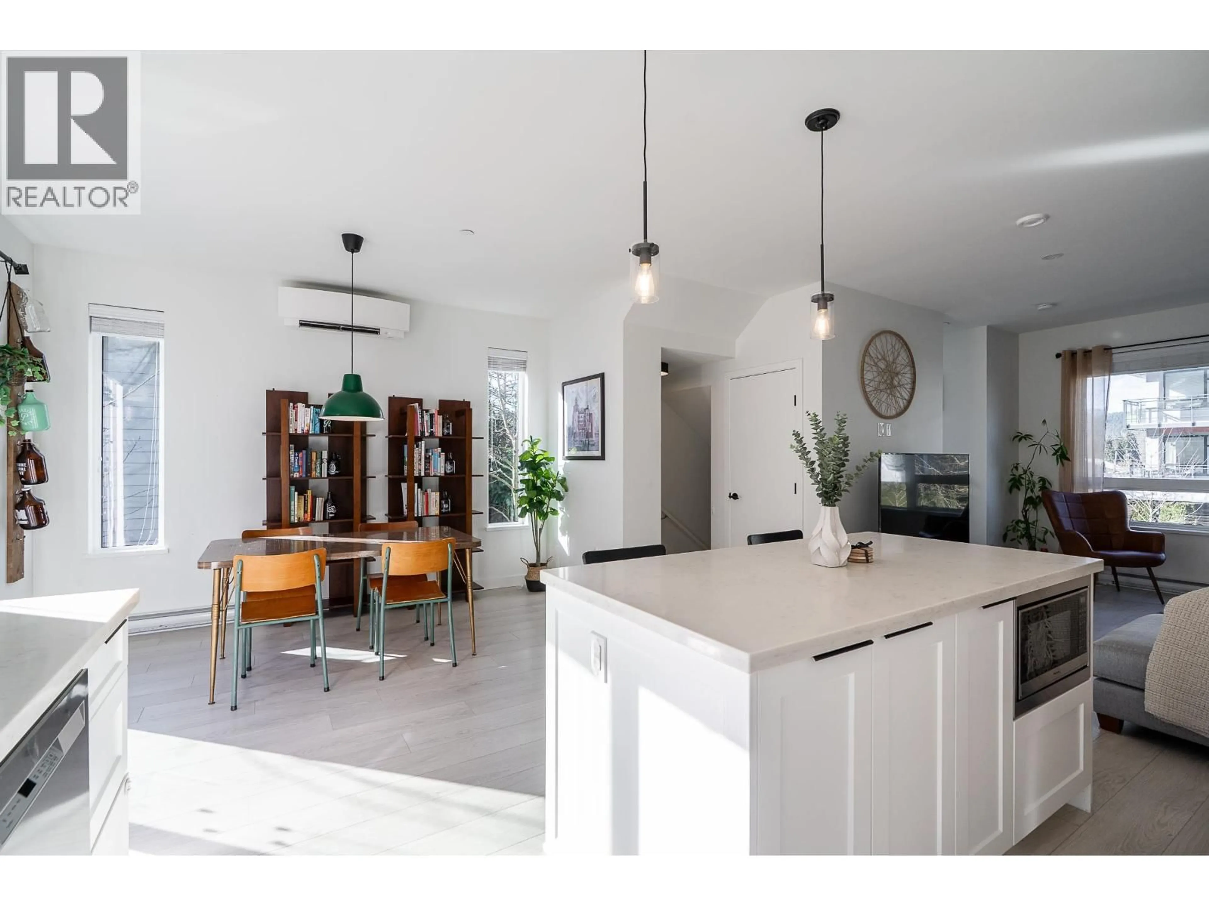 Open concept kitchen, unknown for 101 - 3021 ST GEORGE STREET, Port Moody British Columbia V3H0K3