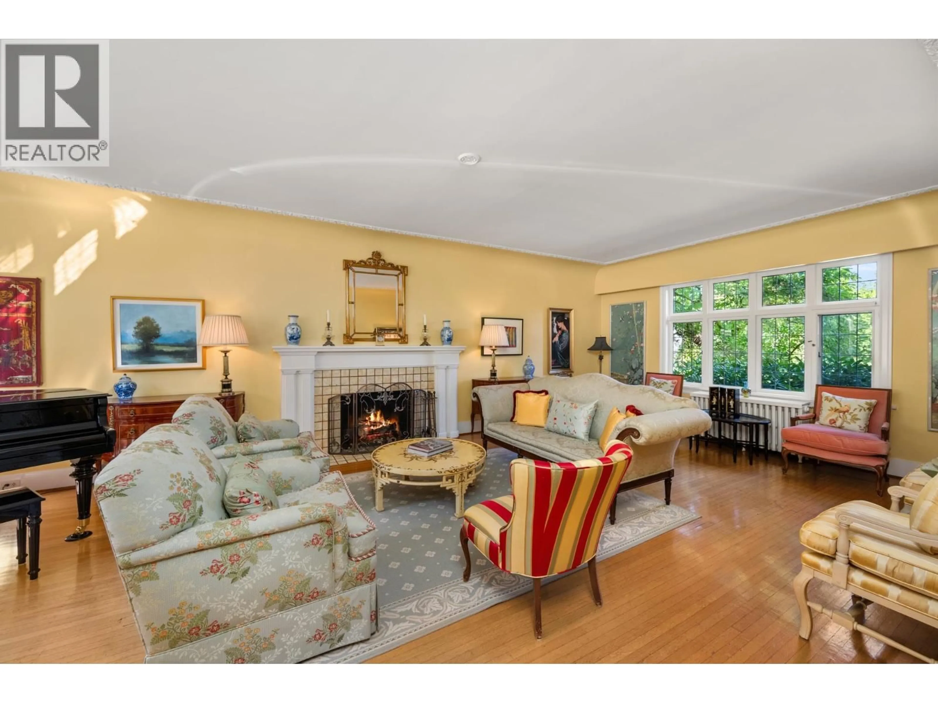 Living room with furniture, unknown for 1519 35TH AVENUE, Vancouver British Columbia V6M1H1