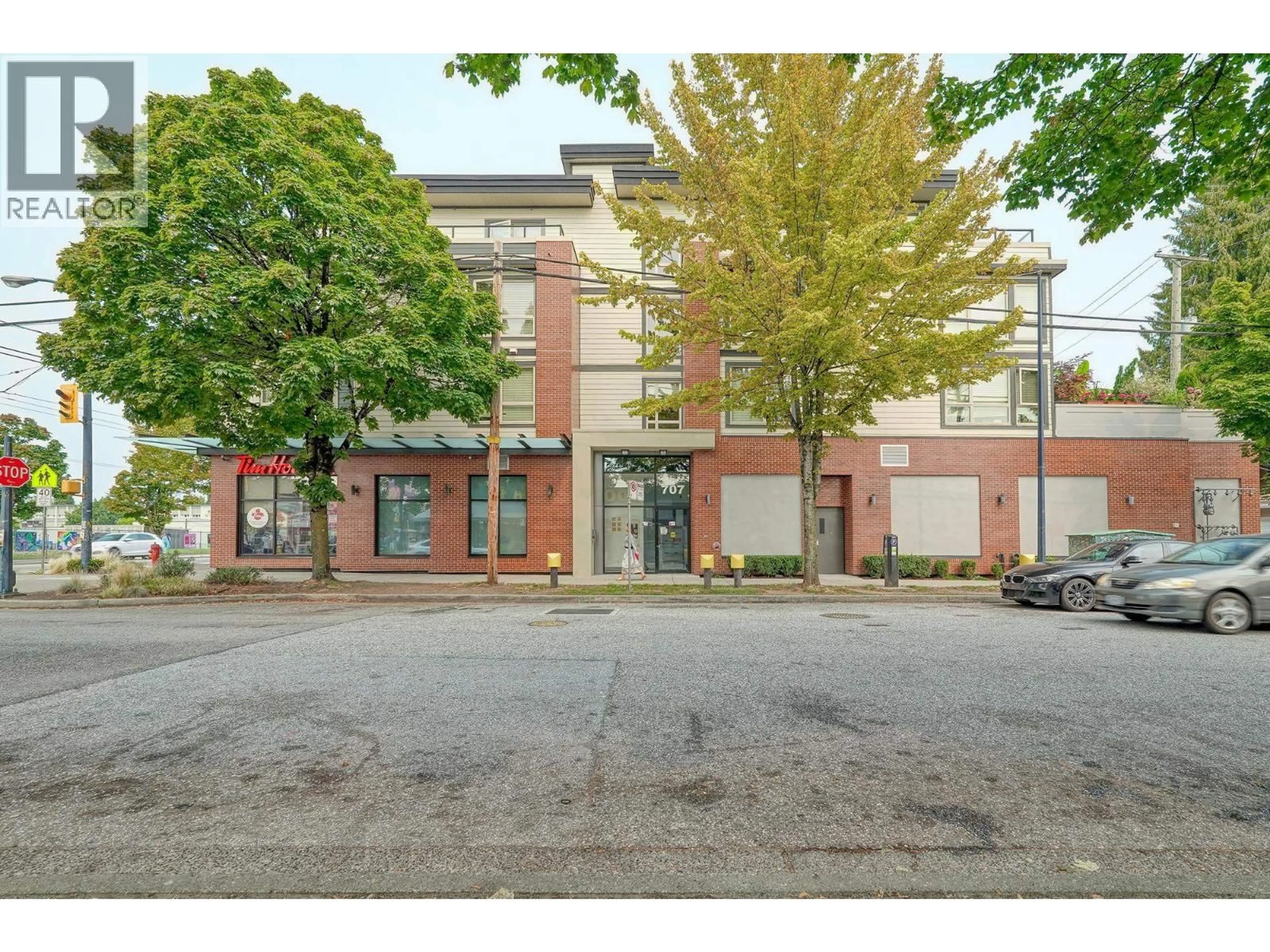 Unknown for 208 - 707 43RD AVENUE, Vancouver British Columbia V5W0C1