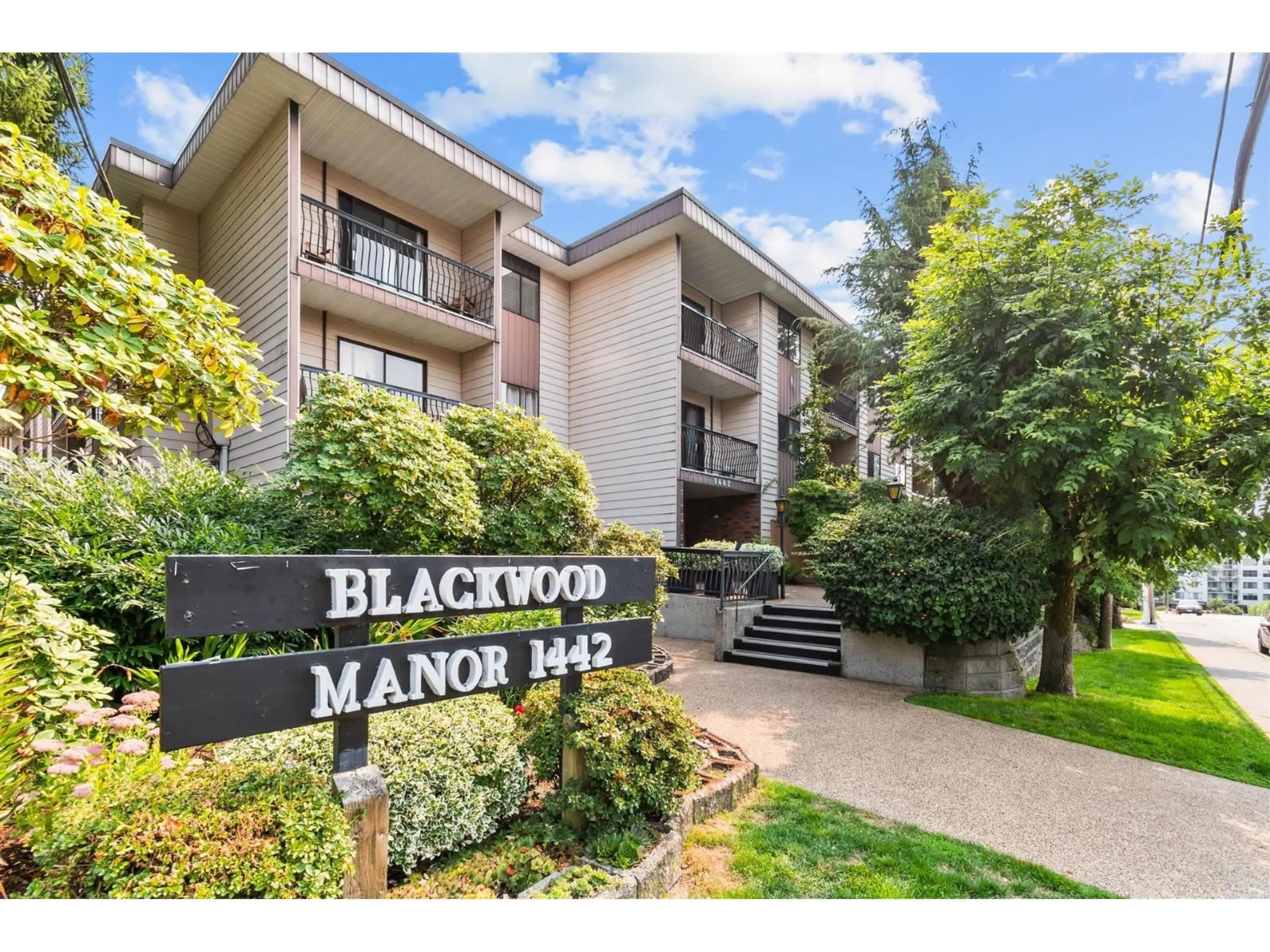 Unknown for 317 - 1442 BLACKWOOD, White Rock British Columbia V4B3V5