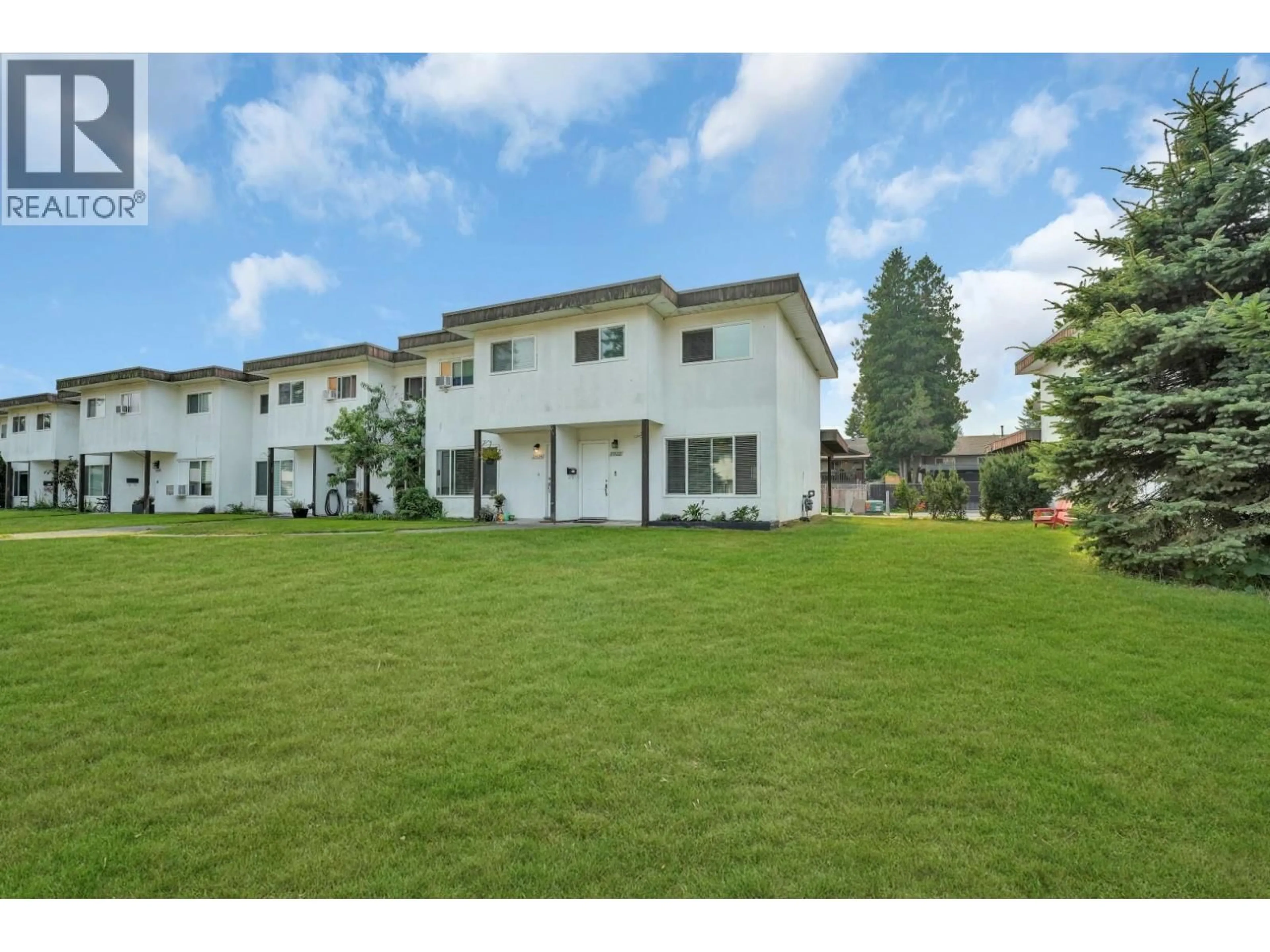 A pic from outside/outdoor area/front of a property/back of a property/a pic from drone, unknown for 21522 MAYO PLACE, Maple Ridge British Columbia V2X2K9