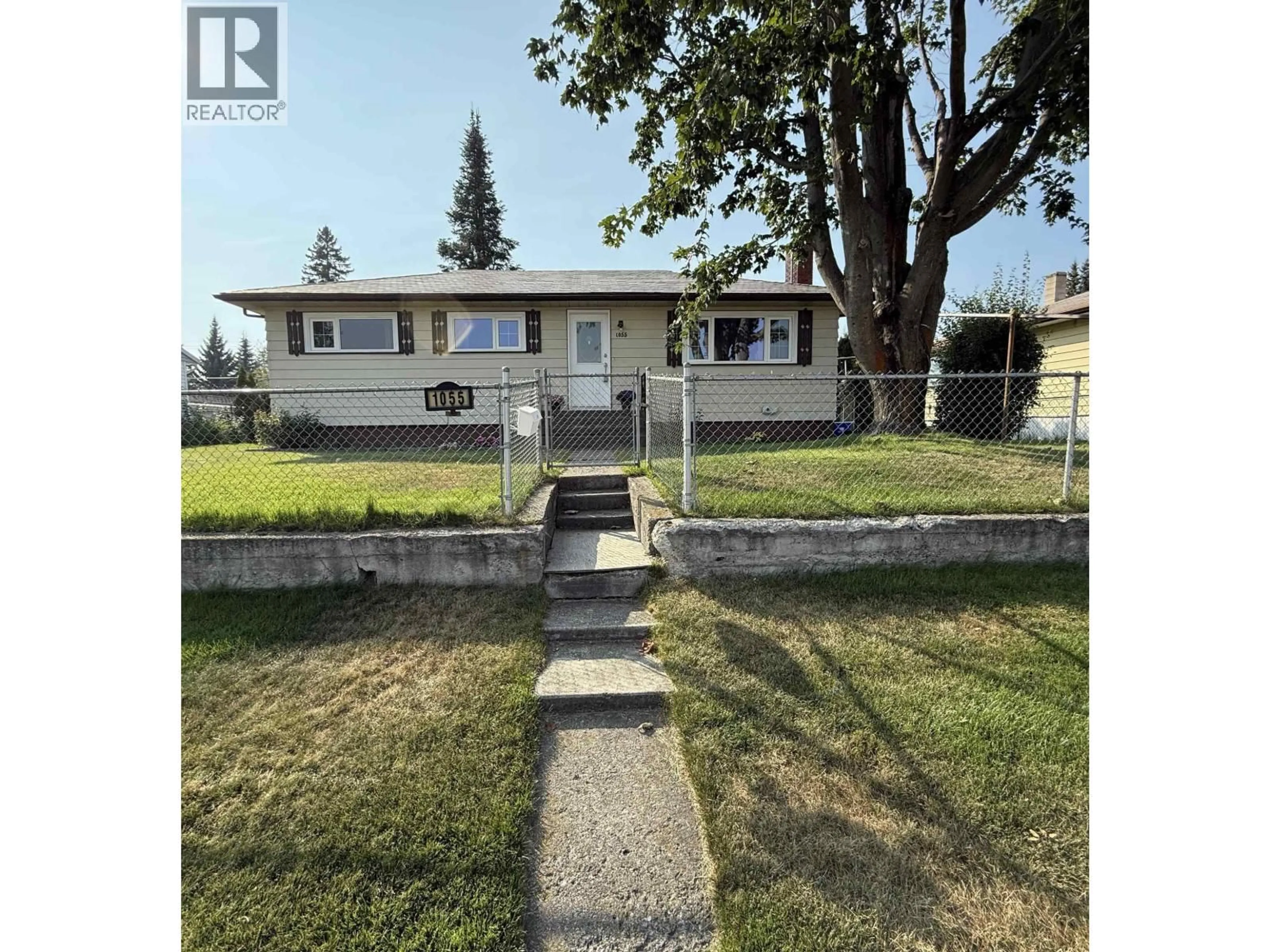 A pic from outside/outdoor area/front of a property/back of a property/a pic from drone, street for 1055 FREEMAN STREET, Prince George British Columbia V2M2R6