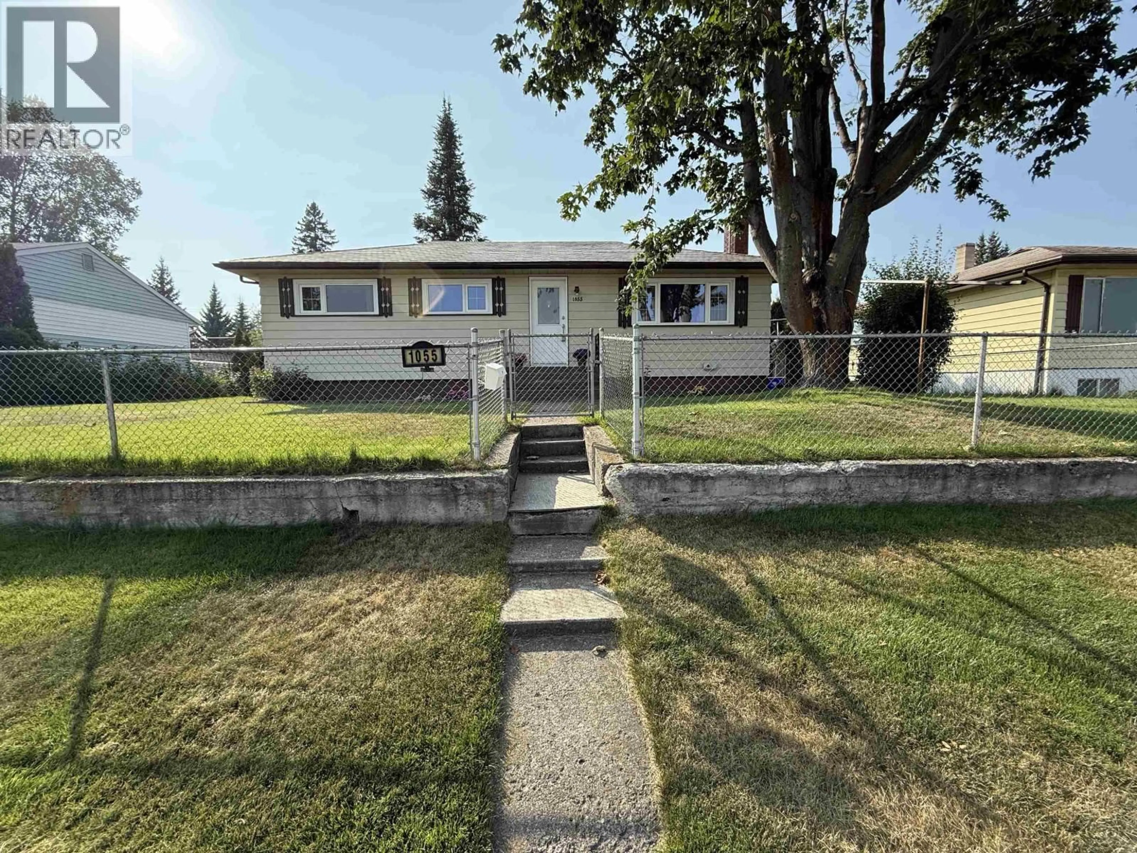 A pic from outside/outdoor area/front of a property/back of a property/a pic from drone, street for 1055 FREEMAN STREET, Prince George British Columbia V2M2R6