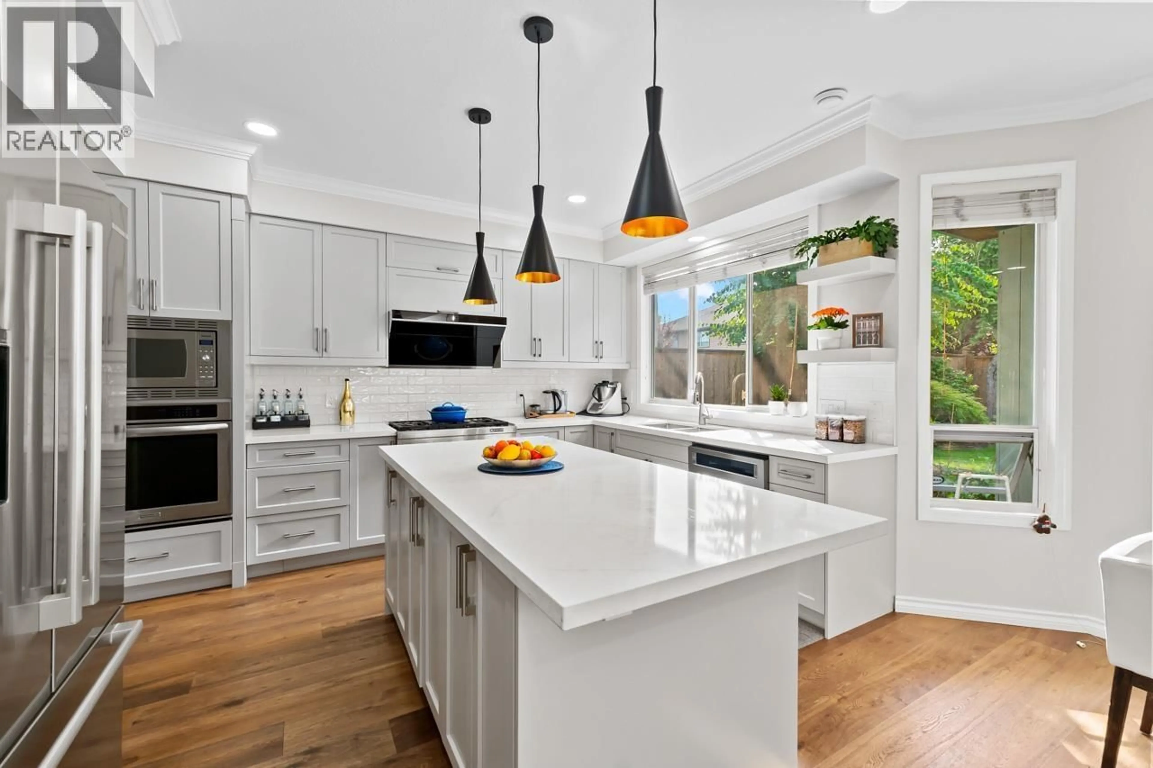 Contemporary kitchen, ceramic/tile floor for 5579 HANKIN DRIVE, Richmond British Columbia V7C5N5
