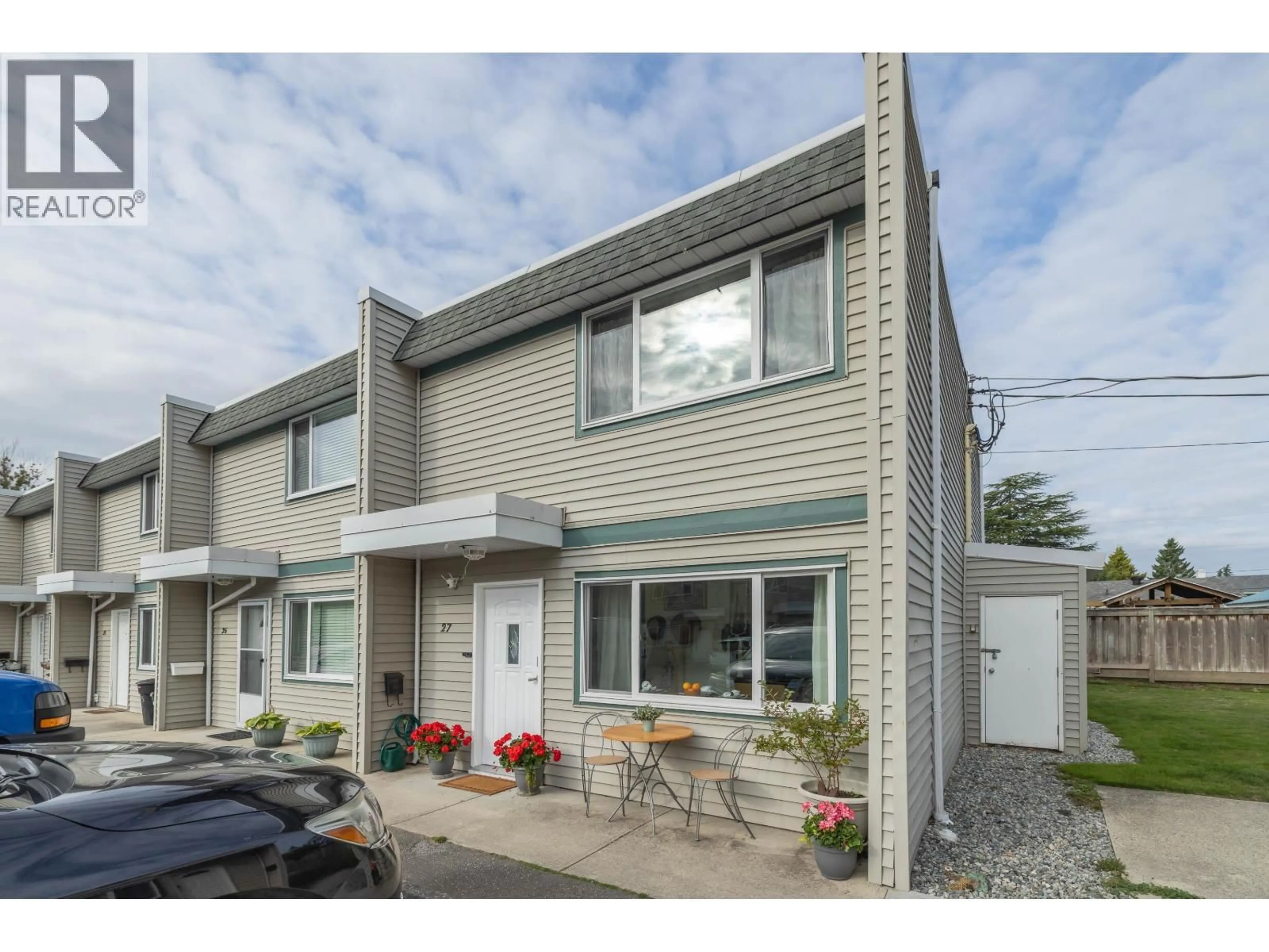 Home with vinyl exterior material, street for 27 - 4949 57 STREET, Delta British Columbia V4K3E7