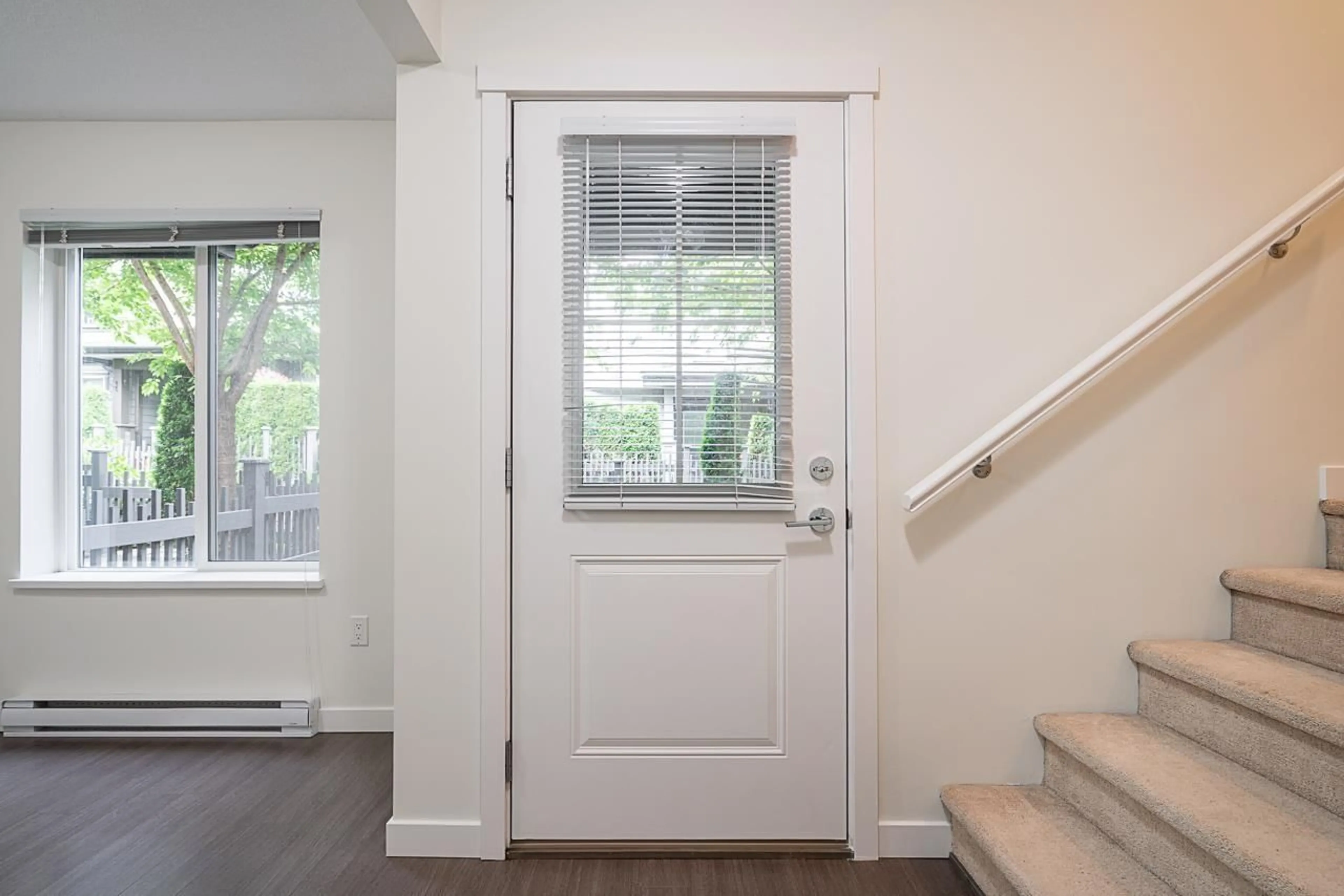 Indoor entryway for 49 - 8138 204, Langley British Columbia V2Y0T4