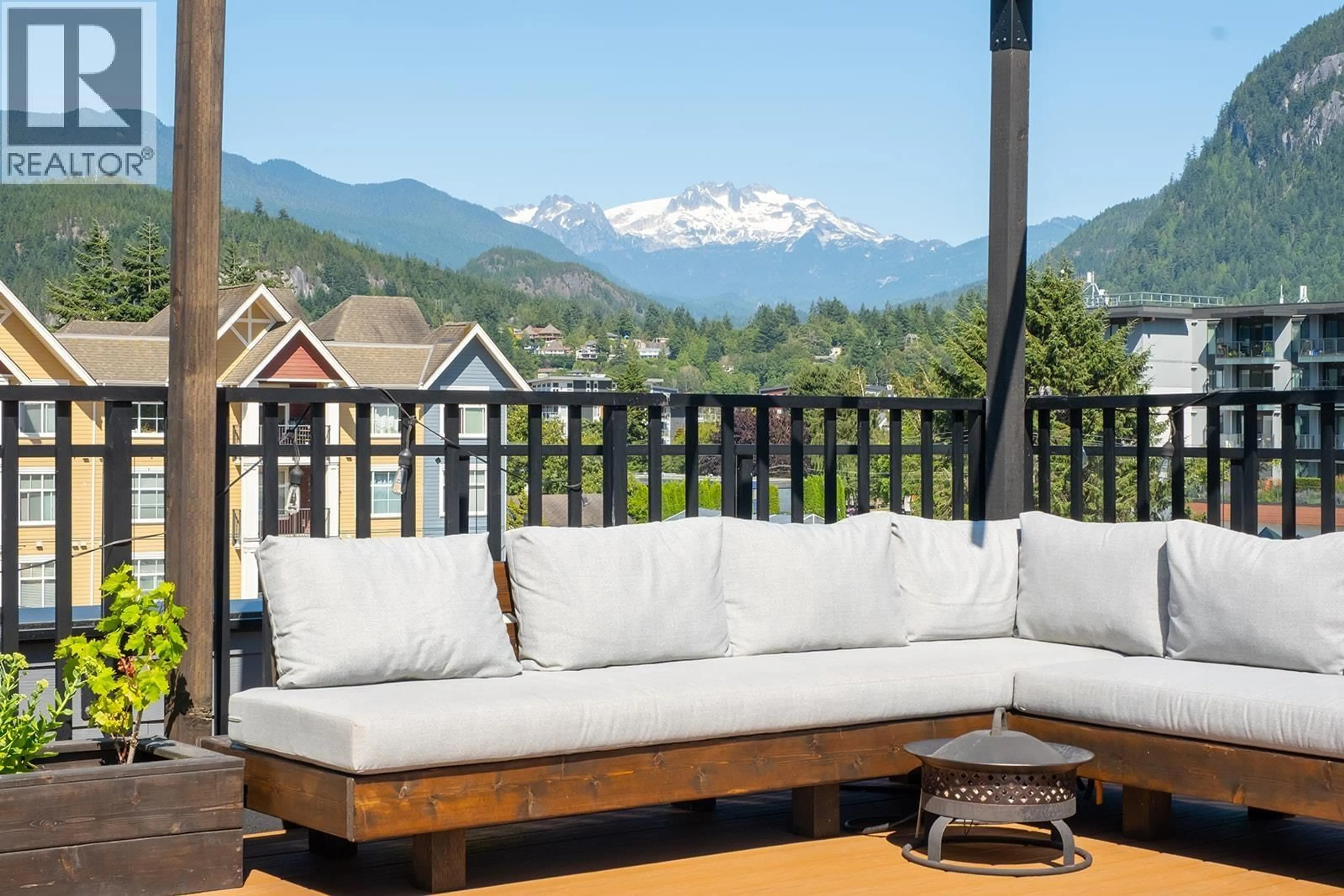 Patio, mountain view for 213 - 37842 THIRD AVENUE, Squamish British Columbia V8B1B9
