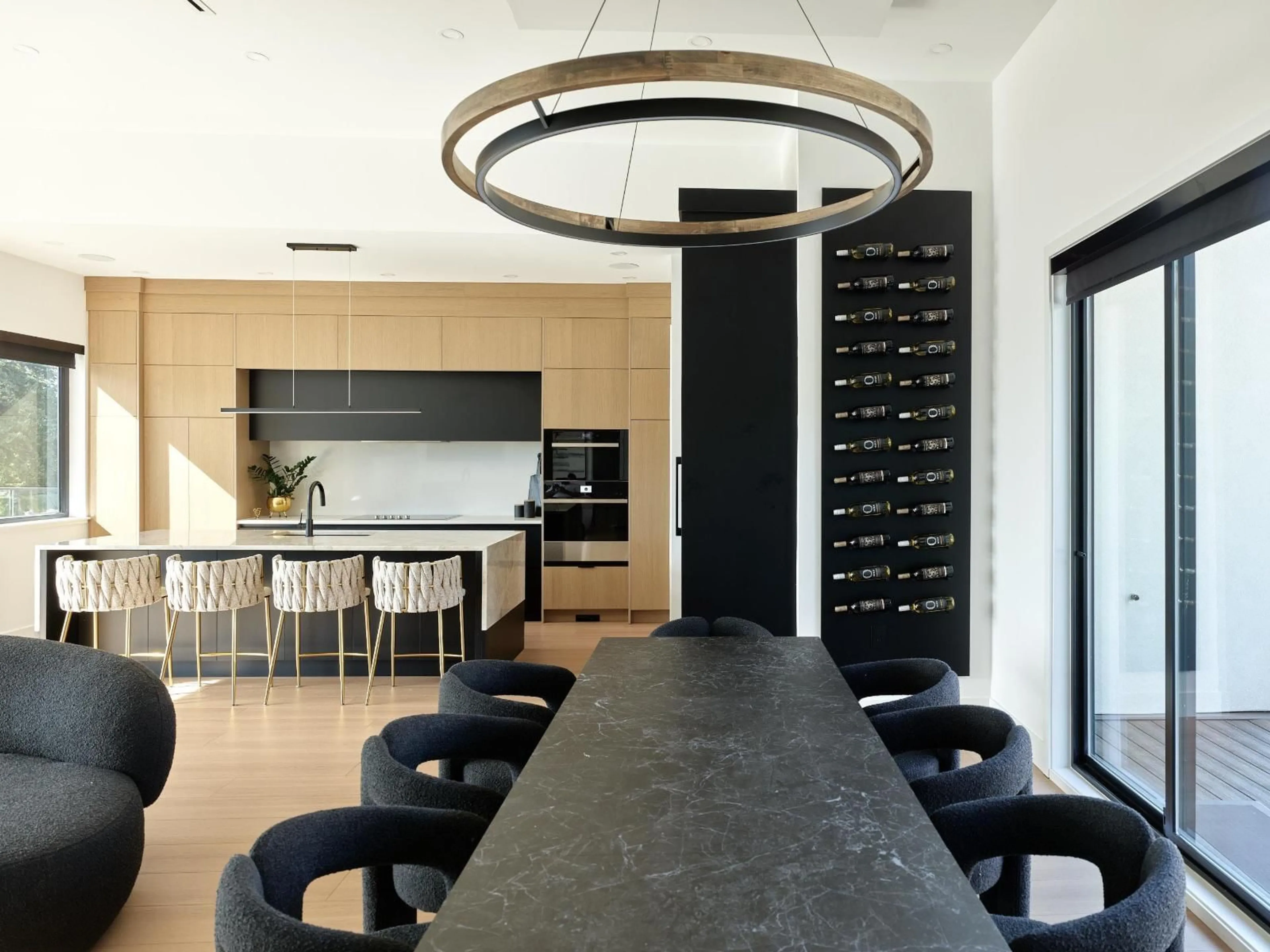 Contemporary kitchen, unknown for 8102 WILTSHIRE, Delta British Columbia V4C6T2