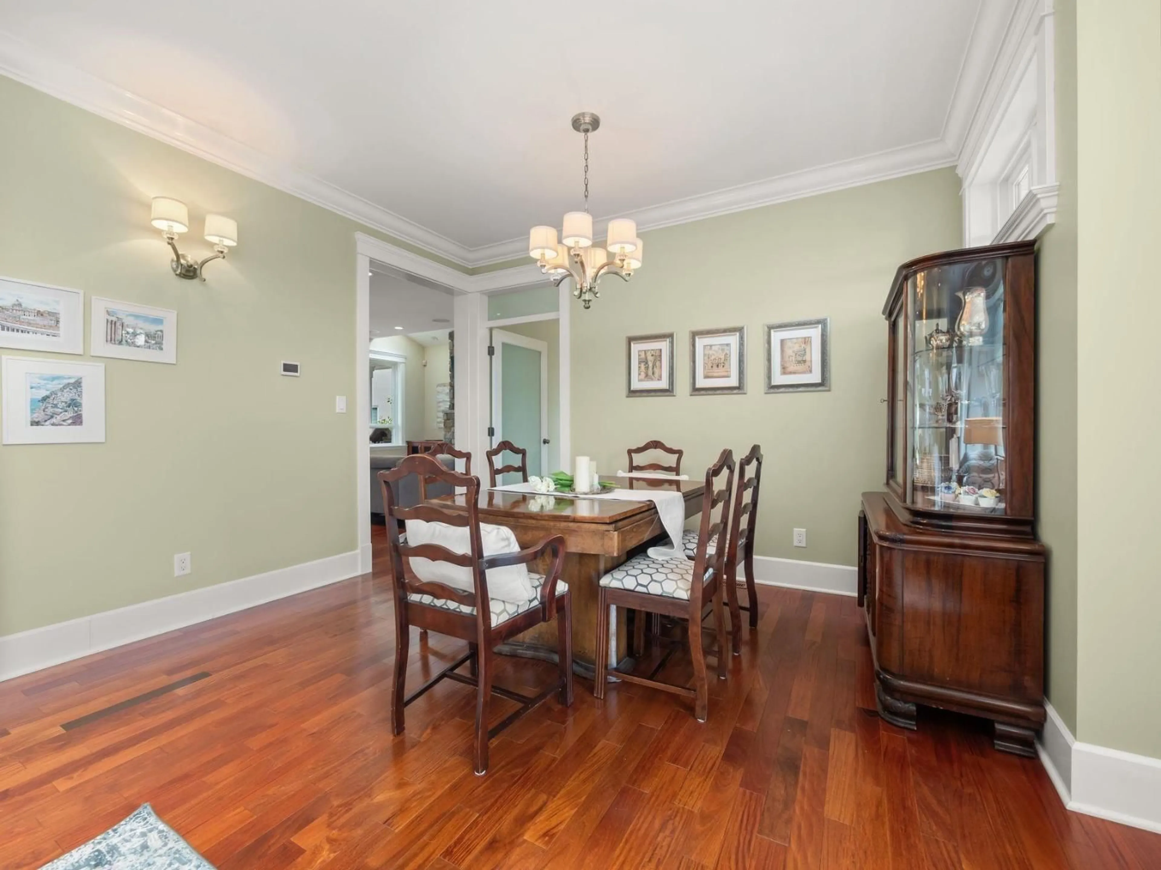 Dining room, wood/laminate floor for 12035 56, Surrey British Columbia V3X2W9