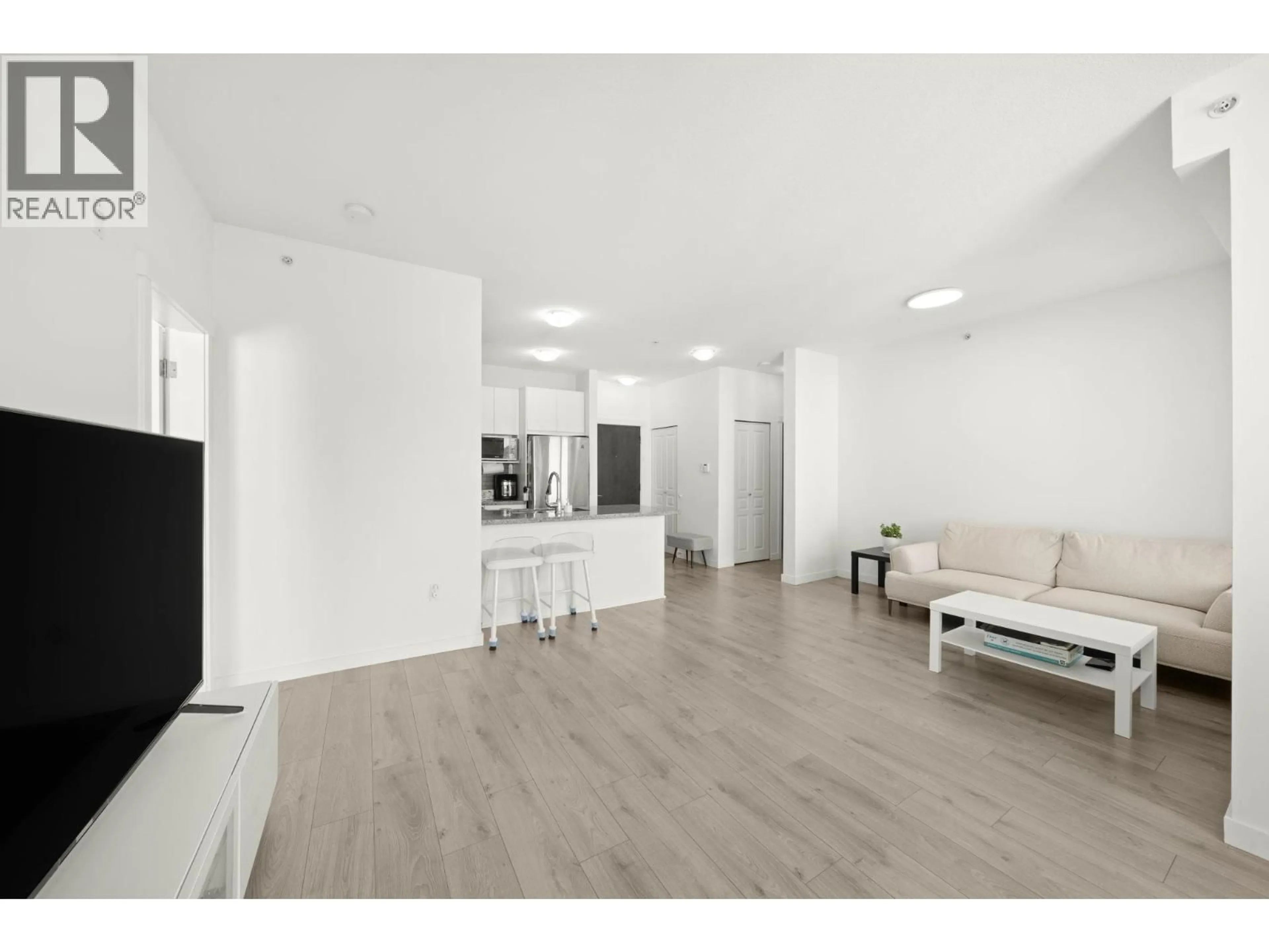 A pic of a room for 438 - 9388 MCKIM WAY, Richmond British Columbia V6X0J7