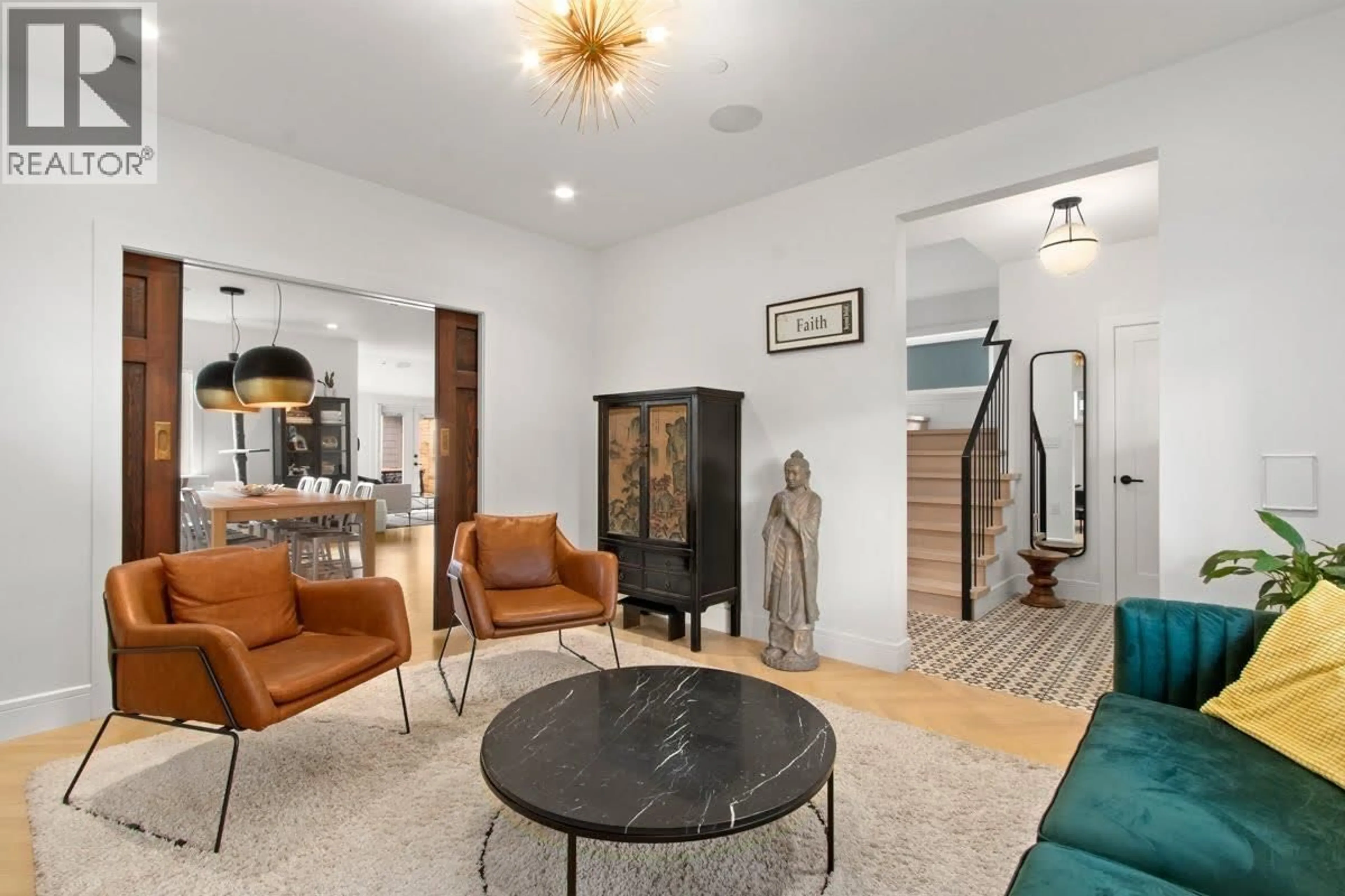 Living room with furniture, unknown for 4447 QUEBEC STREET, Vancouver British Columbia V5V3L6