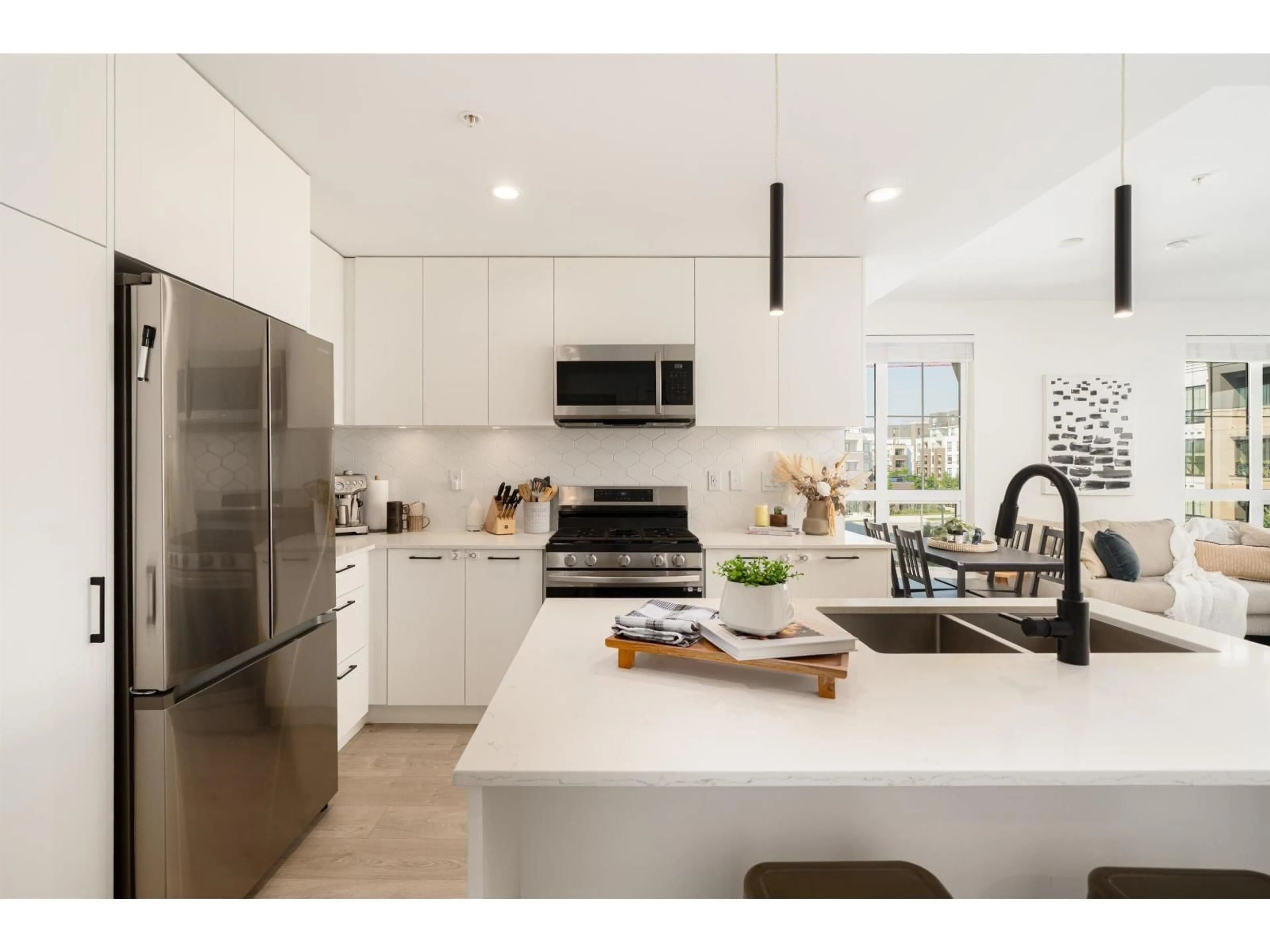Contemporary kitchen, unknown for 307 - 8353 200A, Langley British Columbia V2Y5K7