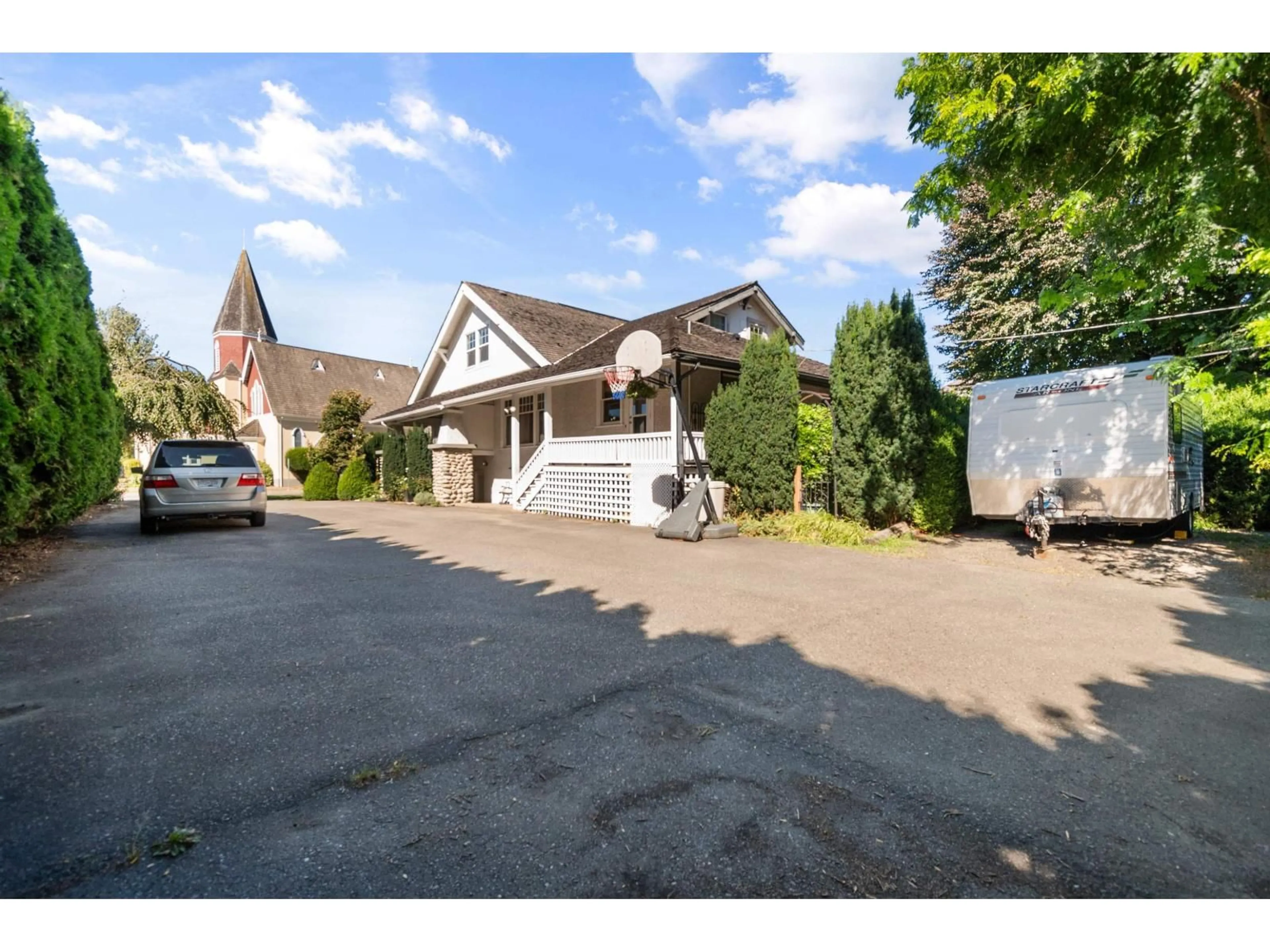Unknown for 46028 FIRST AVENUE, Chilliwack British Columbia V2P1W1