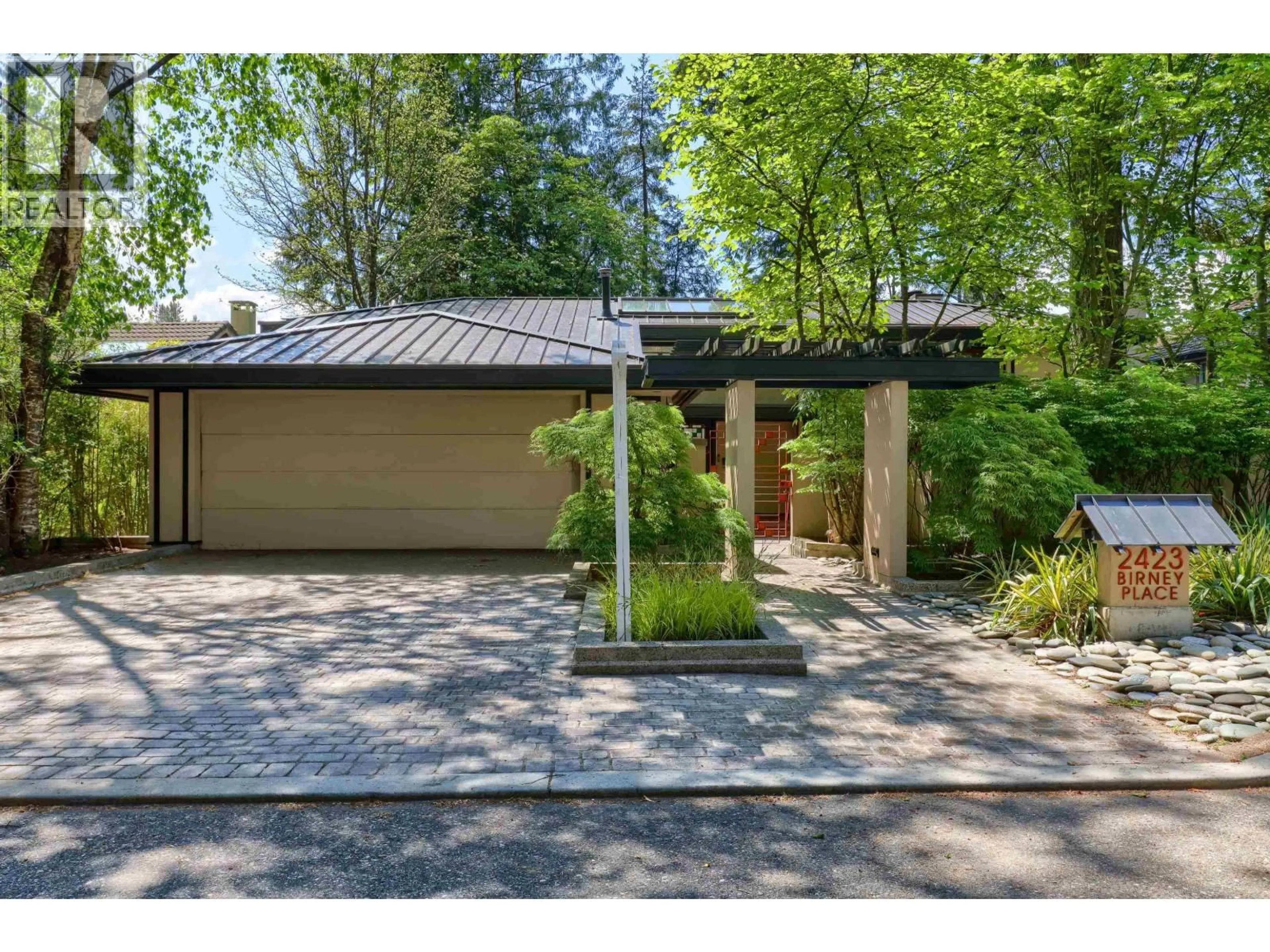 Unknown for 2423 BIRNEY PLACE, North Vancouver British Columbia V7H1J8