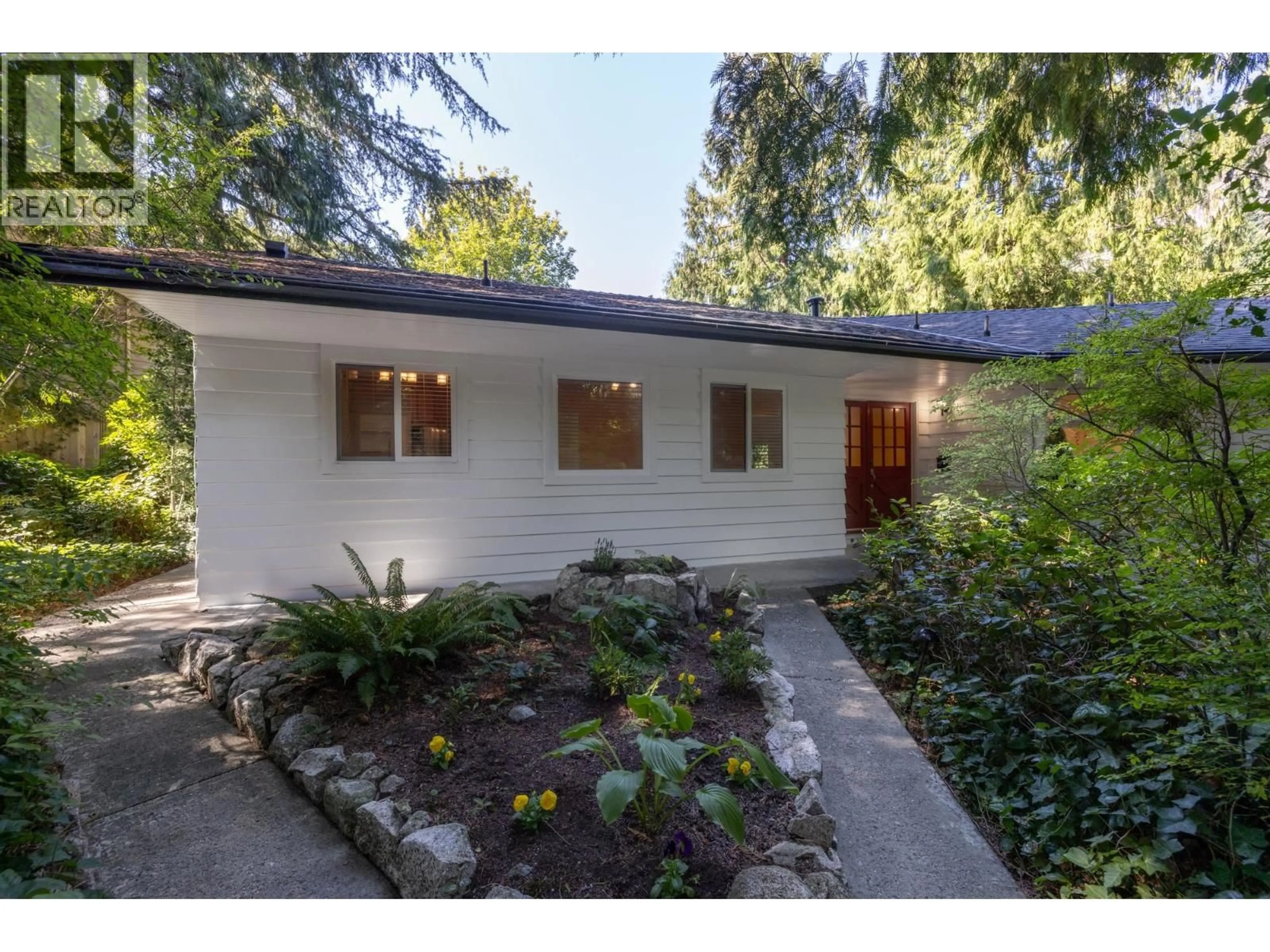 Unknown for 5733 BLUEBELL DRIVE, West Vancouver British Columbia V7W1T2