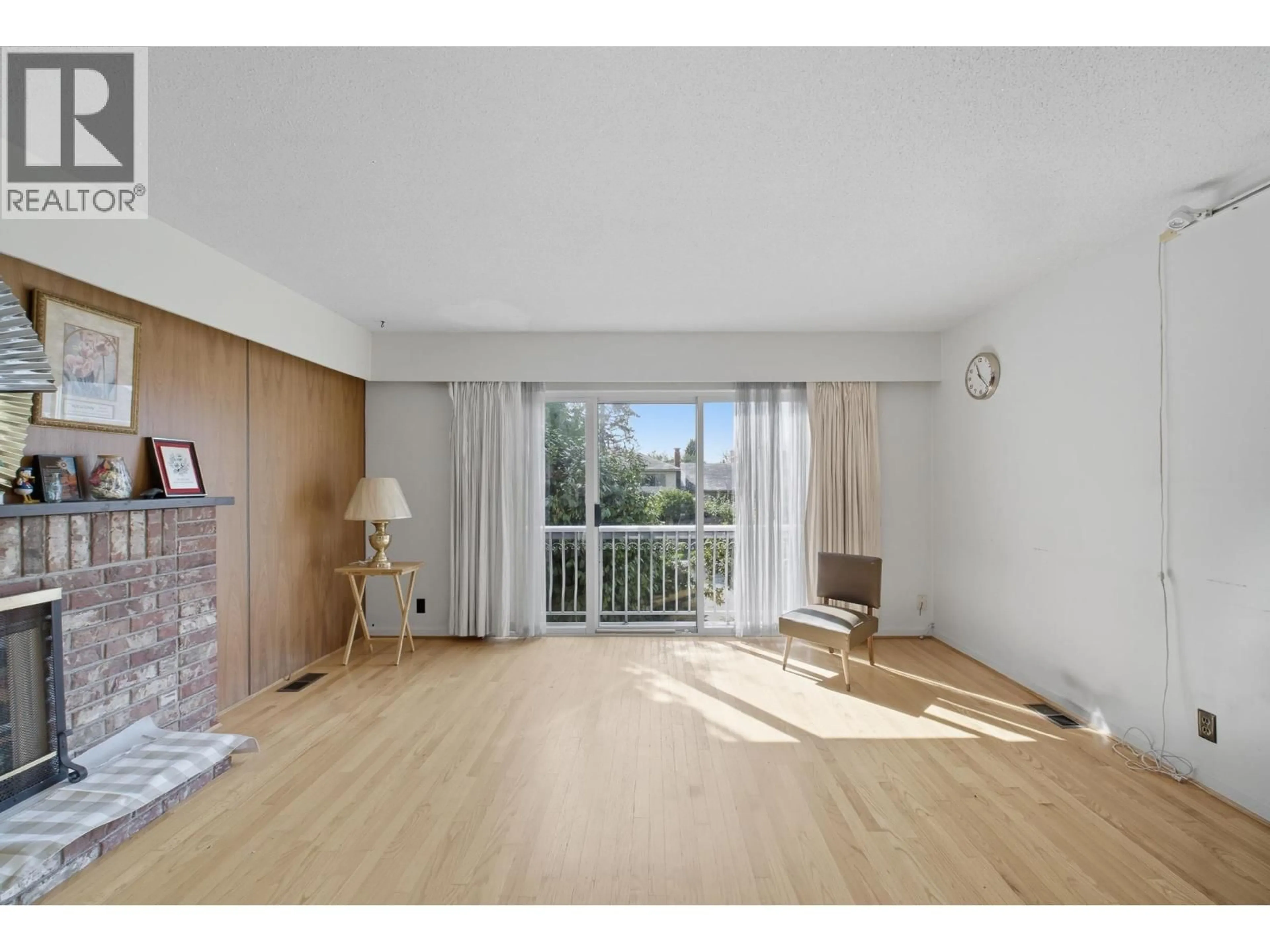 A pic of a room for 2765 COLERIDGE AVENUE, Vancouver British Columbia V5S3A4