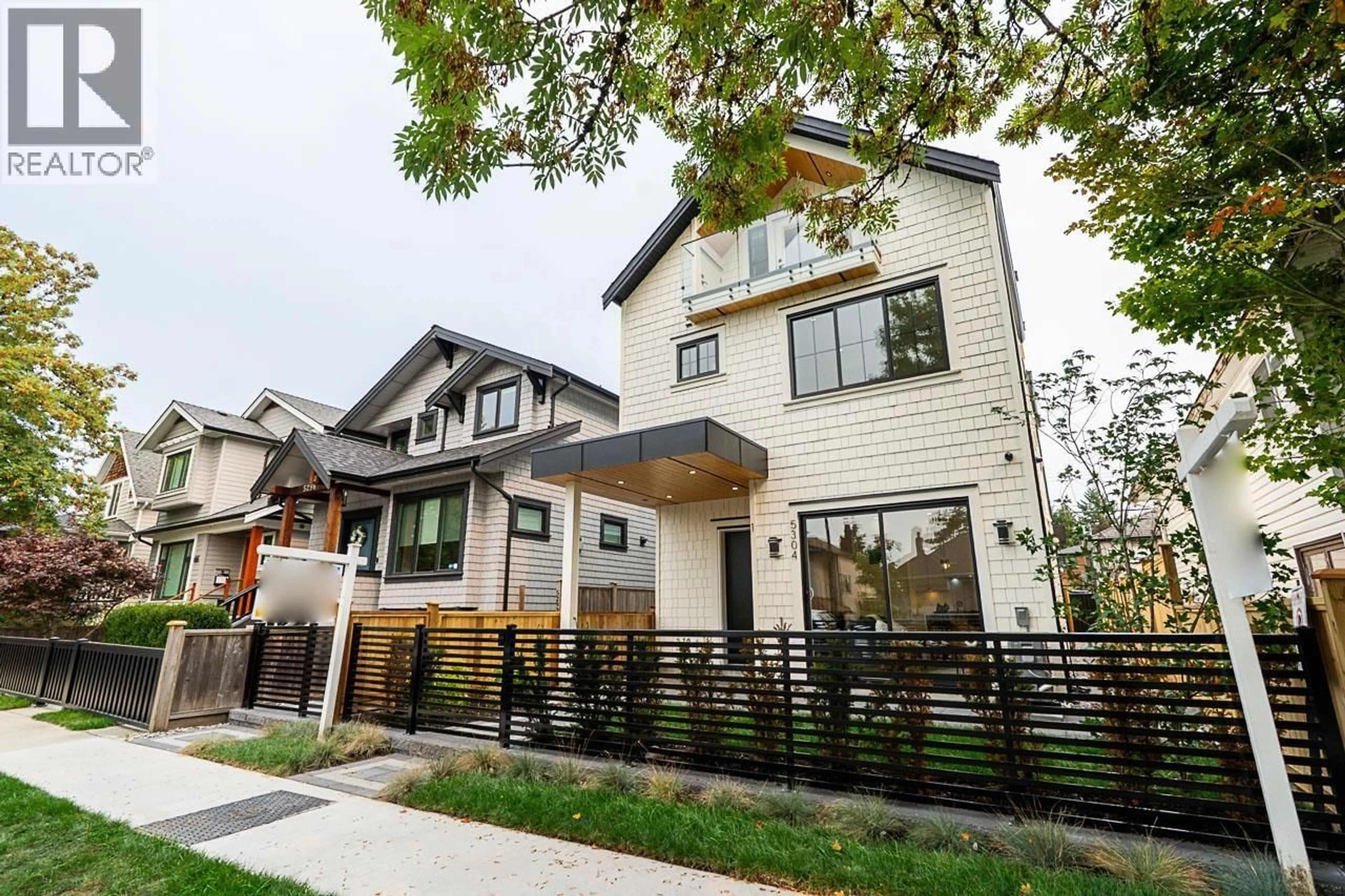 Home with brick exterior material, street for 2 - 5304 ELGIN STREET, Vancouver British Columbia V5W3J8