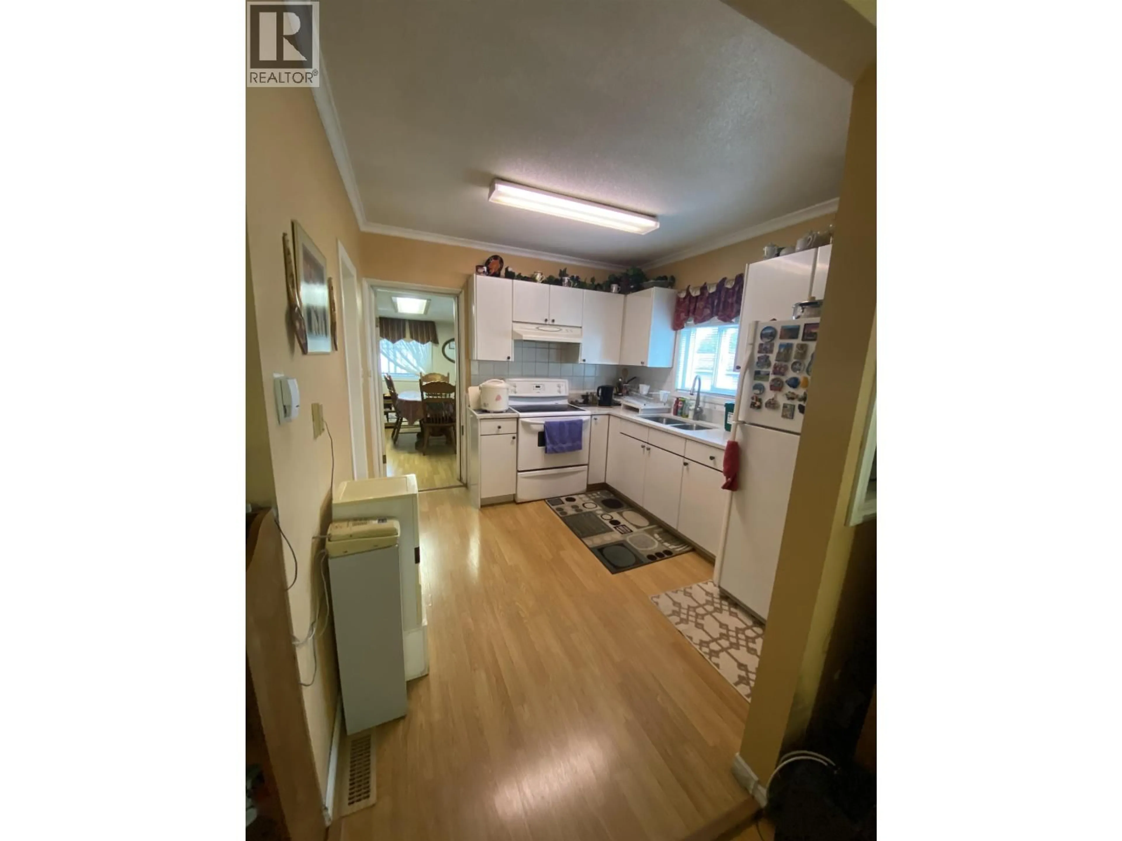 Unknown for 4712 VICTORIA DRIVE, Vancouver British Columbia V5N4P1