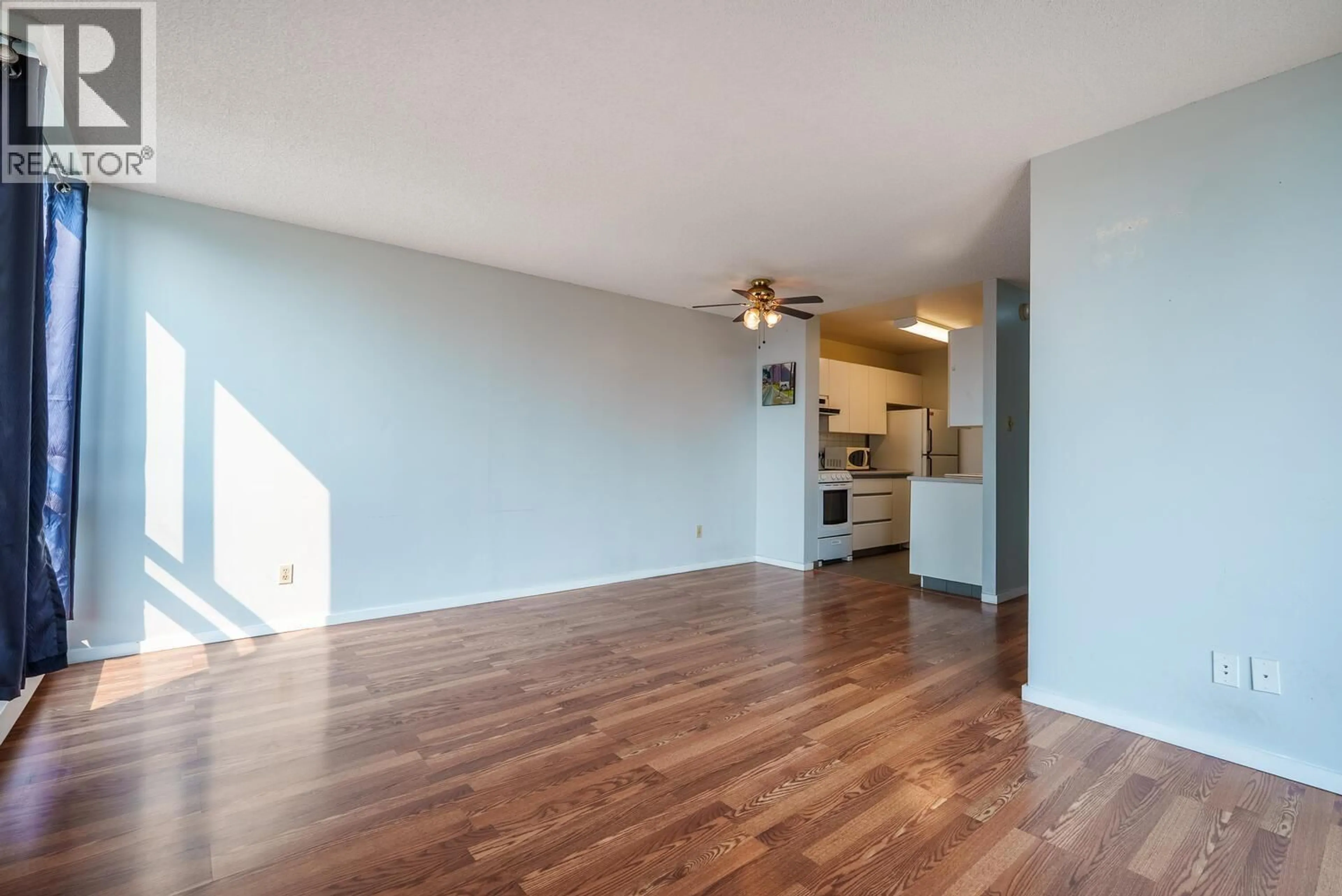 Unknown for 403 - 4105 IMPERIAL STREET, Burnaby British Columbia V5J1A6
