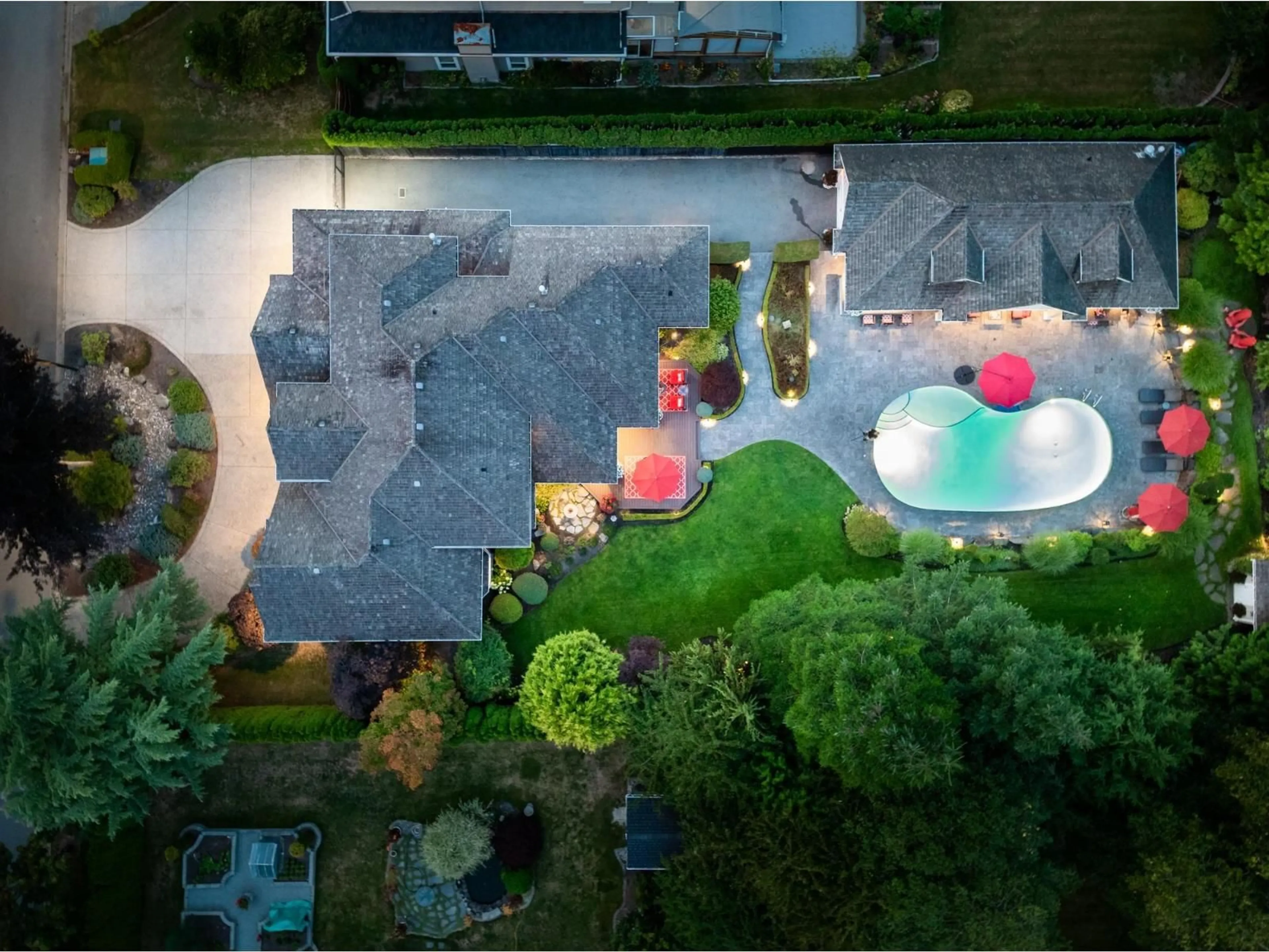 A pic from outside/outdoor area/front of a property/back of a property/a pic from drone, street for 2338 138A, Surrey British Columbia V4A9V8