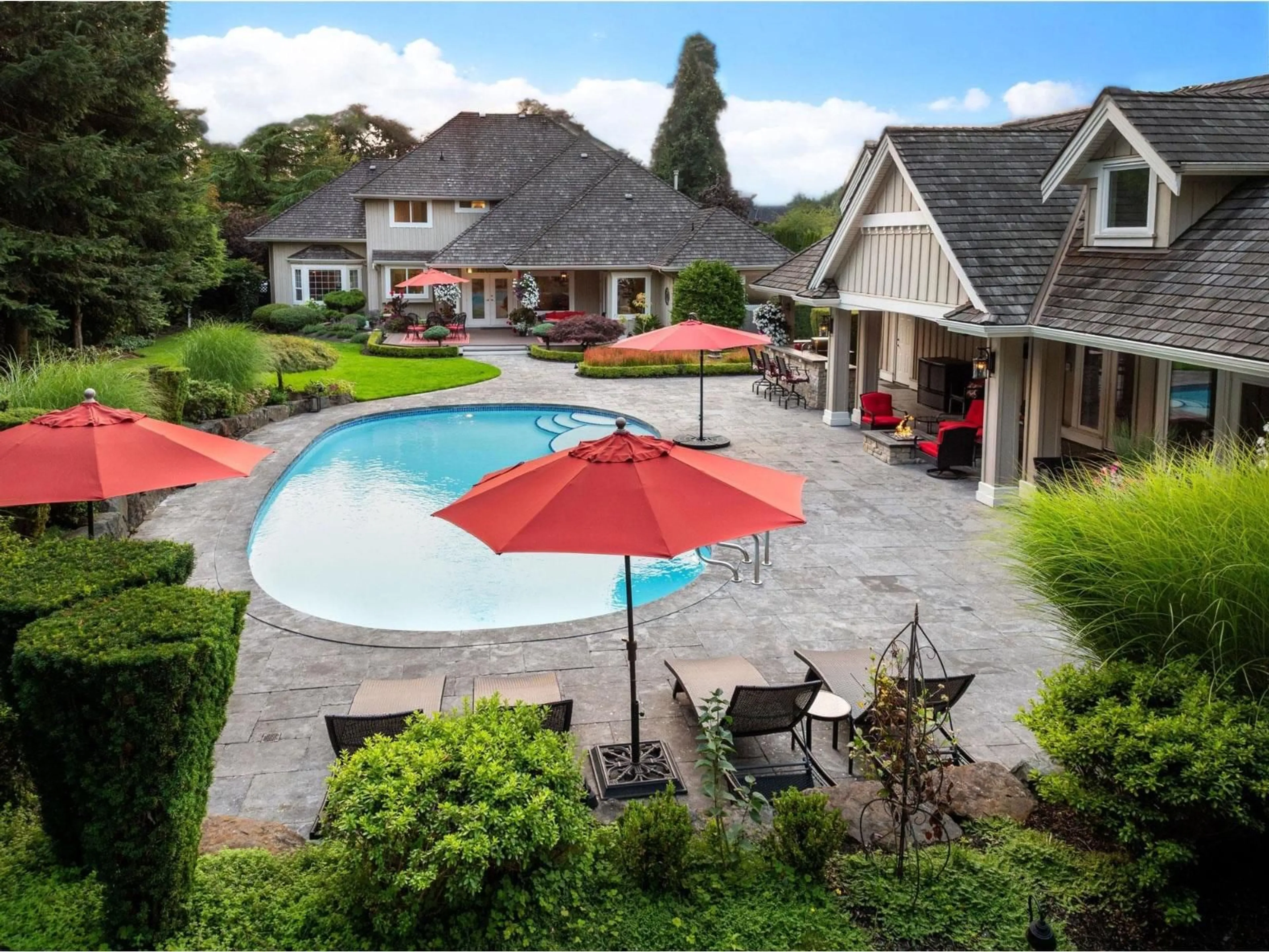 Patio, unknown for 2338 138A, Surrey British Columbia V4A9V8
