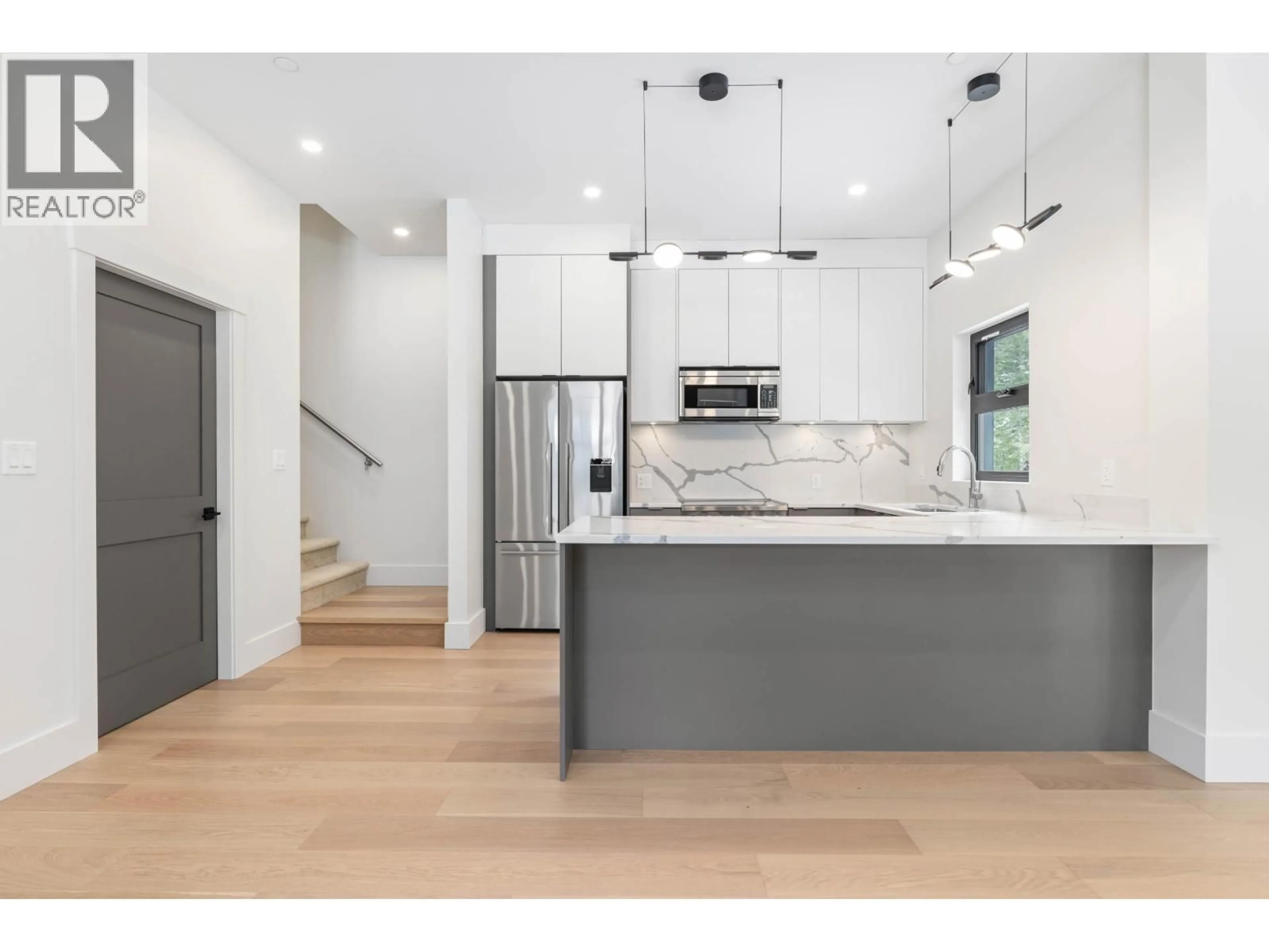 Open concept kitchen, unknown for 1730 RIVER RUN PLACE, Whistler British Columbia V8E1P4