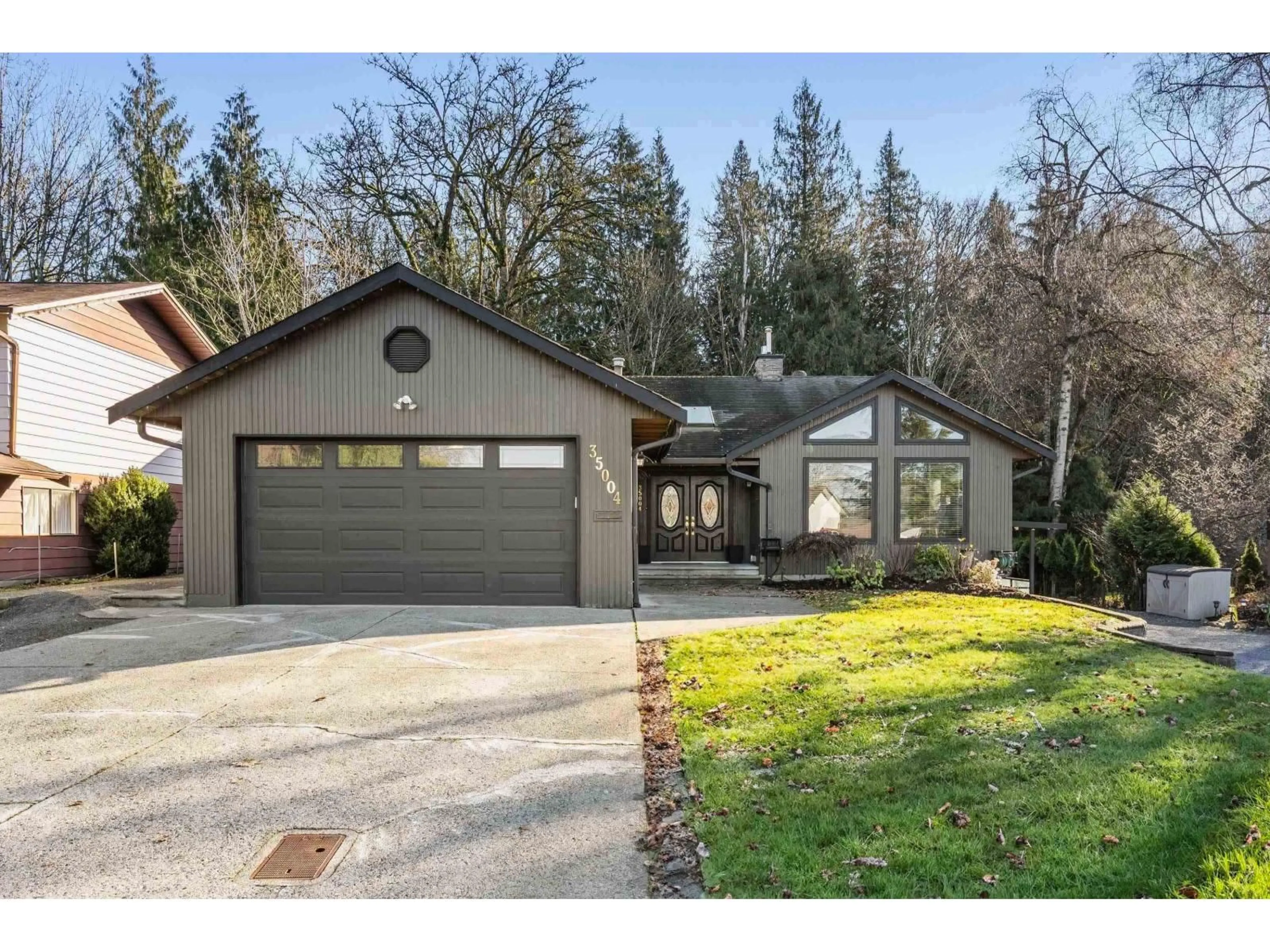 Unknown for 35004 LABURNUM, Abbotsford British Columbia V2S5M7