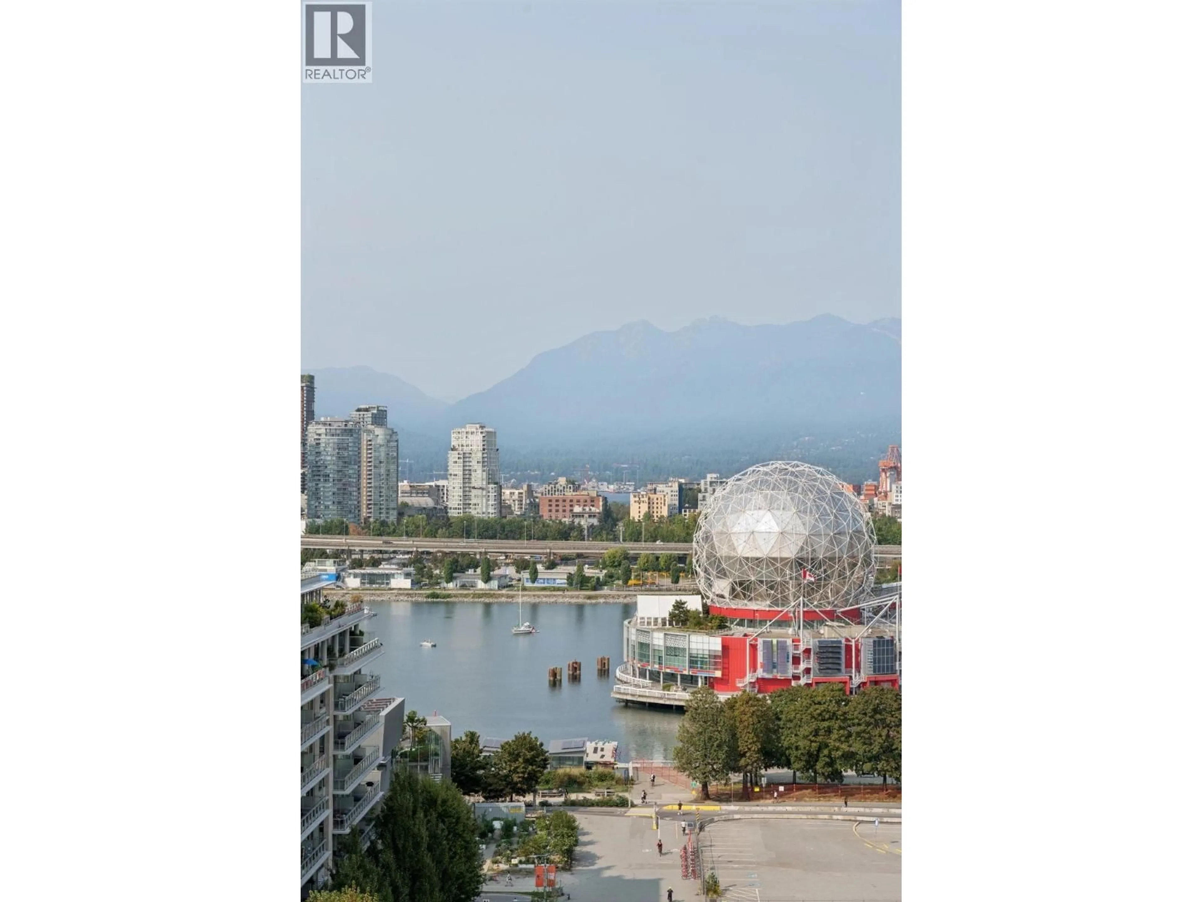 Blurry image for 1505 - 1708 ONTARIO STREET, Vancouver British Columbia V5T0J7