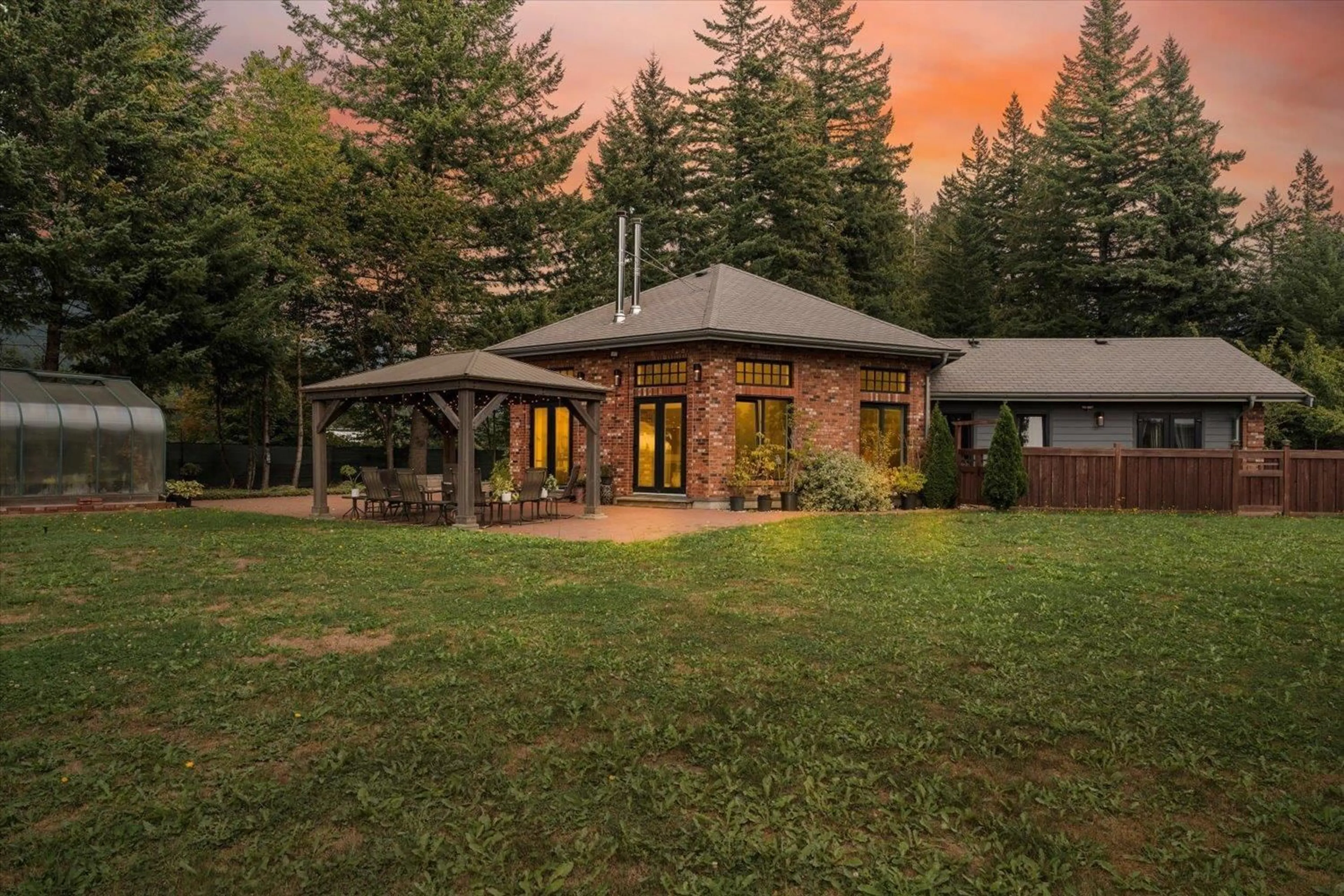 Unknown for 1185 COLUMBIA VALLEY ROAD, Columbia Valley British Columbia V2R4X6