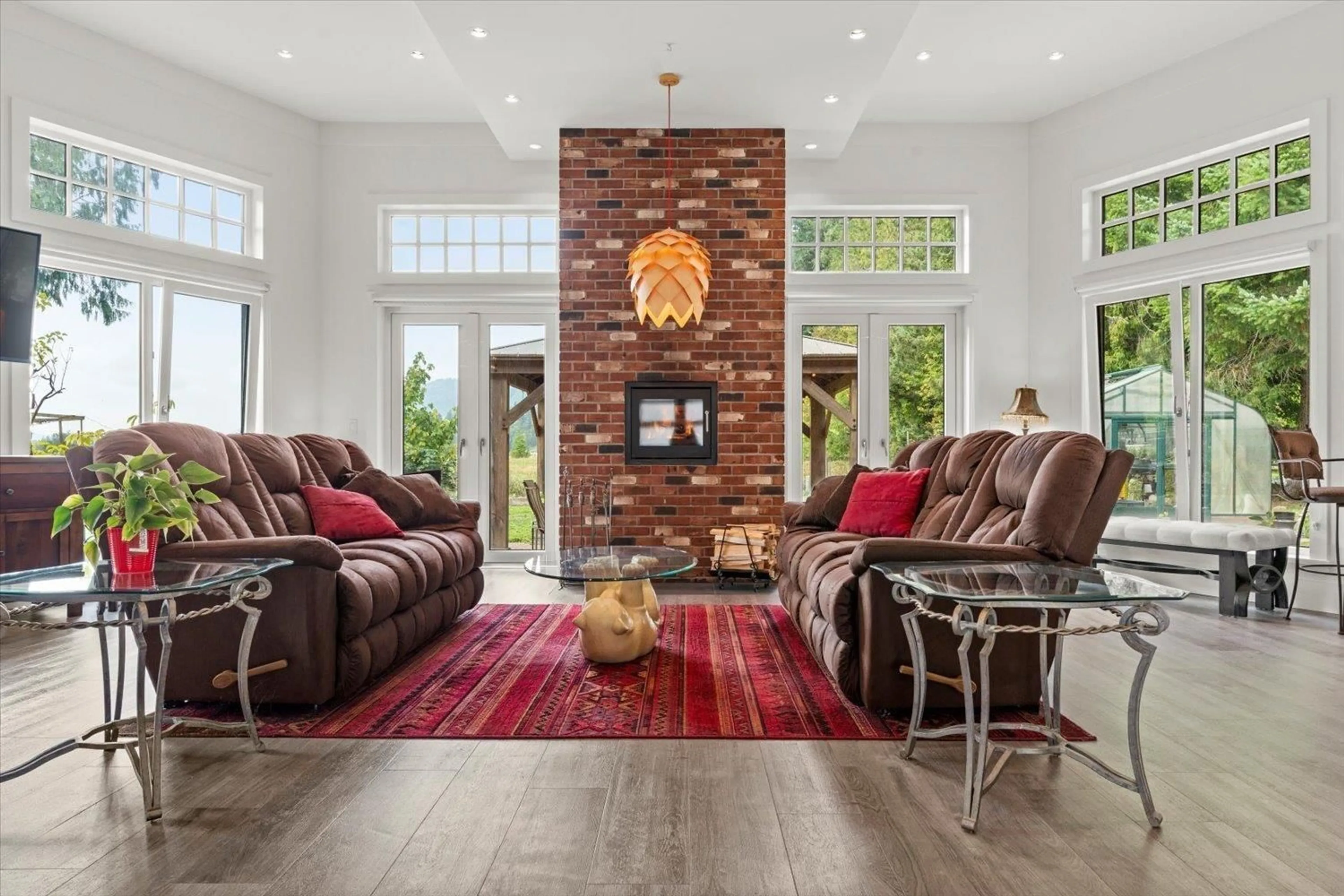 Living room with furniture, unknown for 1185 COLUMBIA VALLEY ROAD, Columbia Valley British Columbia V2R4X6