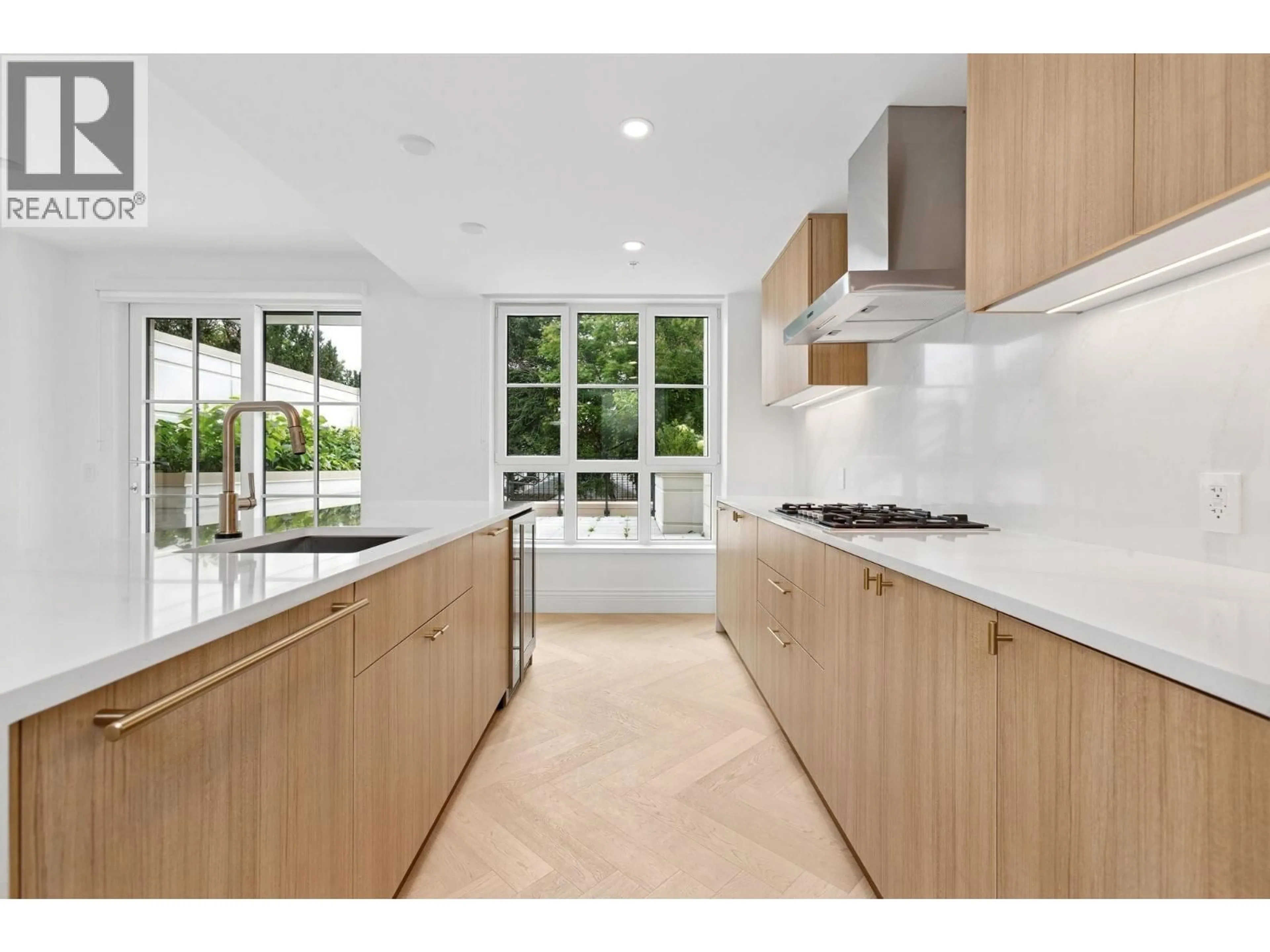 Unknown for 203 - 2096 47TH AVENUE, Vancouver British Columbia V6M0E5