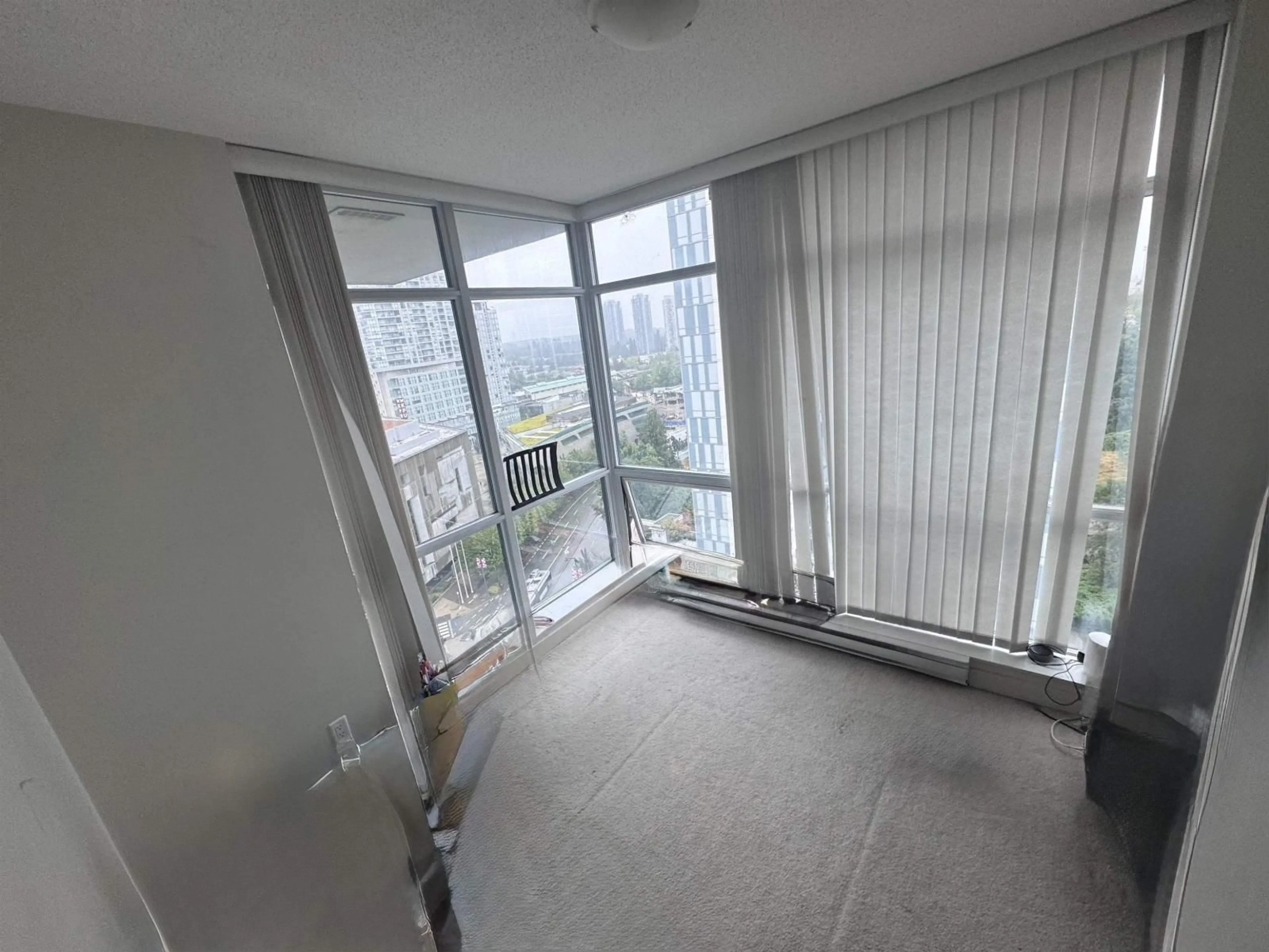 A pic of a room for 1604 - 13399 104TH, Surrey British Columbia V3T0C9