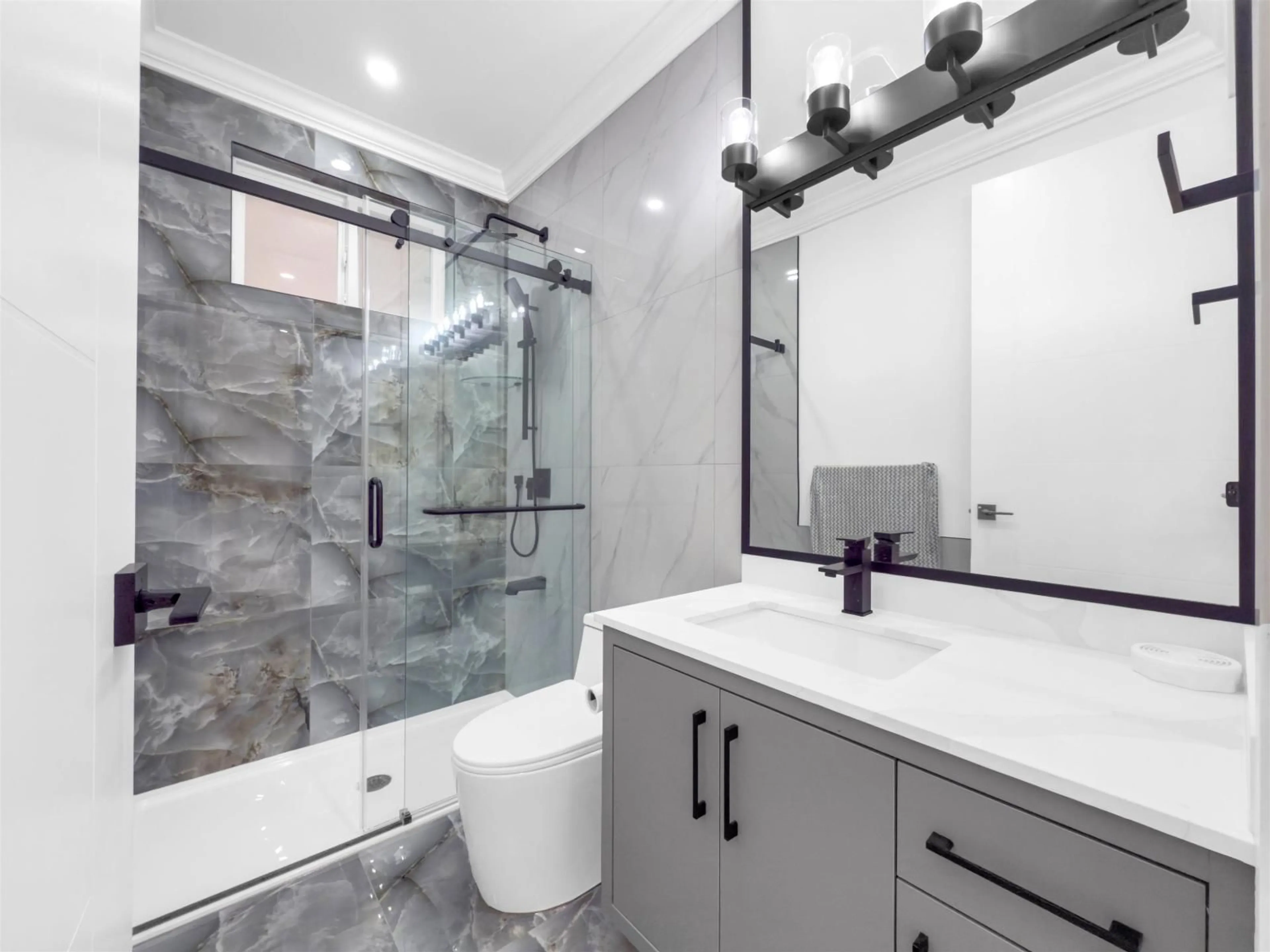 Contemporary bathroom, ceramic/tile floor for 5970 127A, Surrey British Columbia V3R4A7