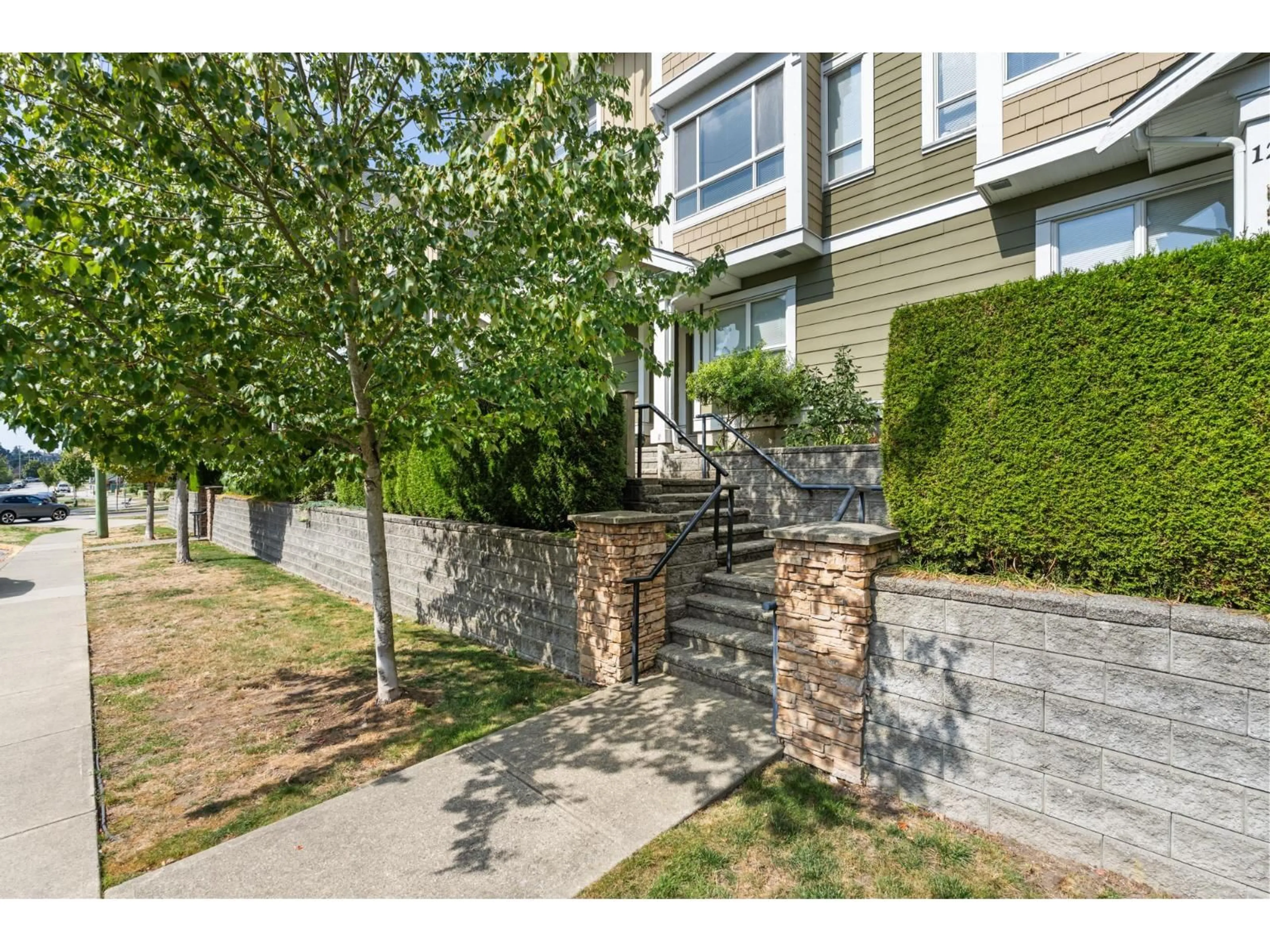 Unknown for 14 - 20159 68, Langley British Columbia V2Y3H9