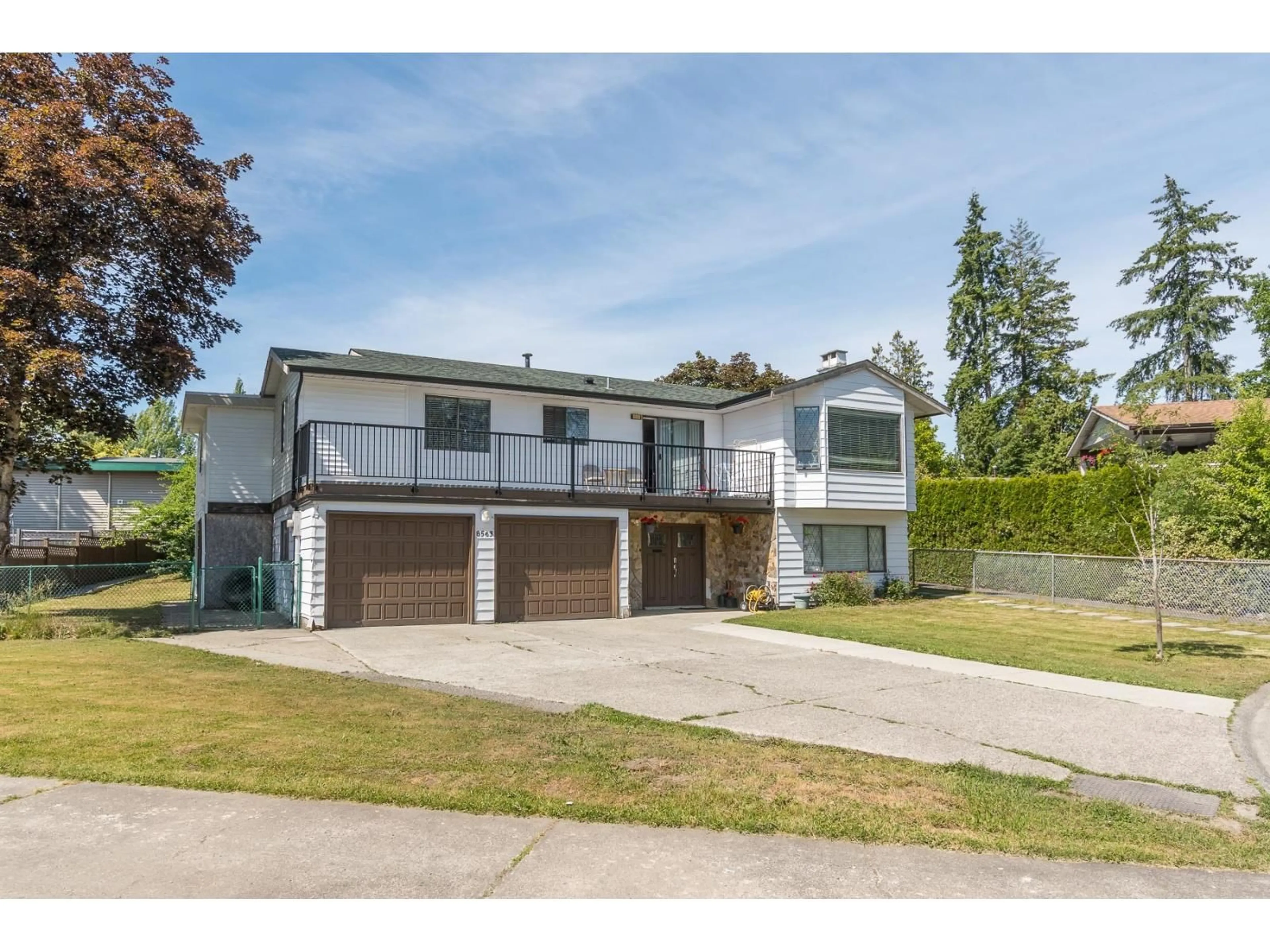 Home with vinyl exterior material, street for 8563 145, Surrey British Columbia V3S5T9