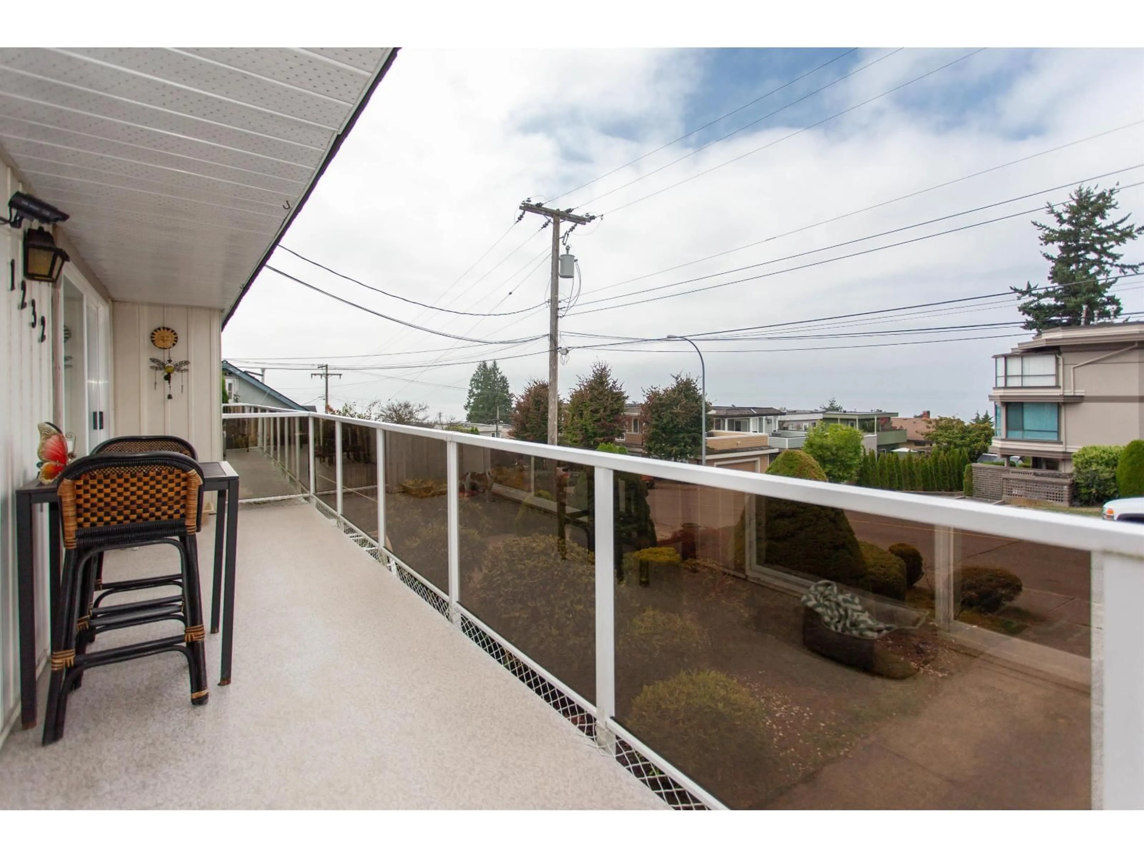 Patio, water/lake/river/ocean view for 1232 FOSTER, White Rock British Columbia V4B3X1