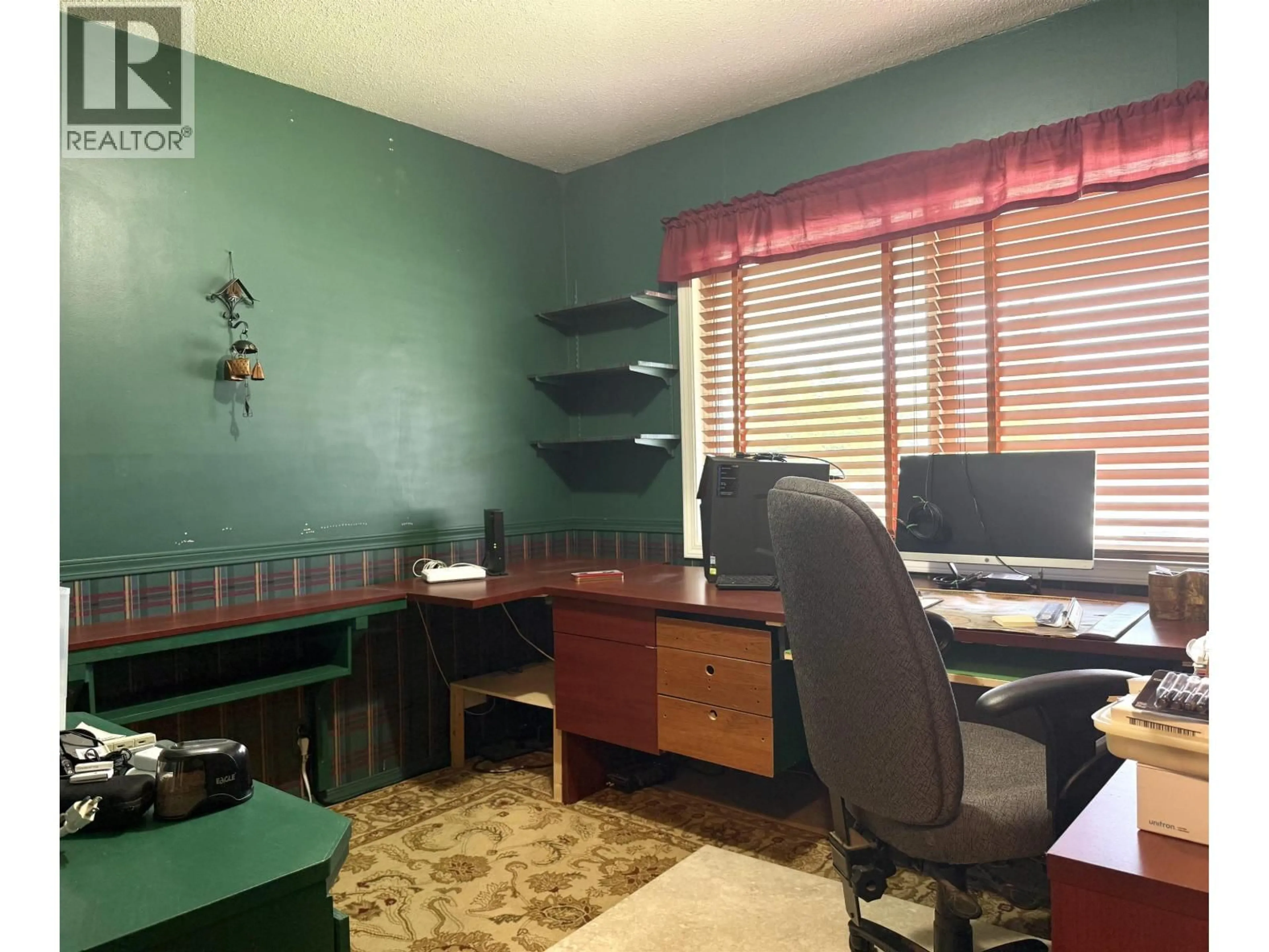 A pic of a room for 30 HAWK STREET, Kitimat British Columbia V8C1N5