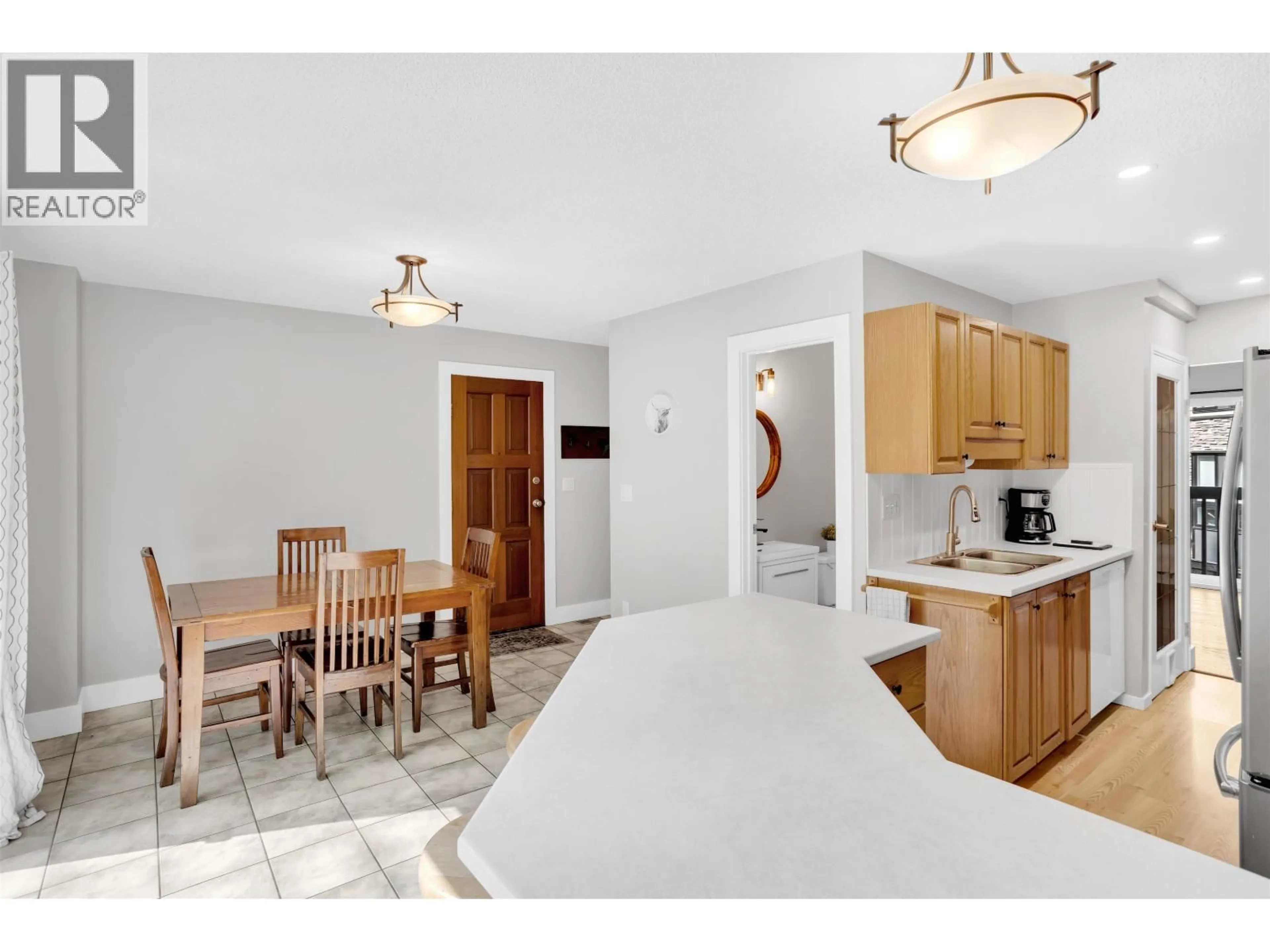 Open concept kitchen, ceramic/tile floor for 160 JAMES ROAD, Port Moody British Columbia V3H2S4