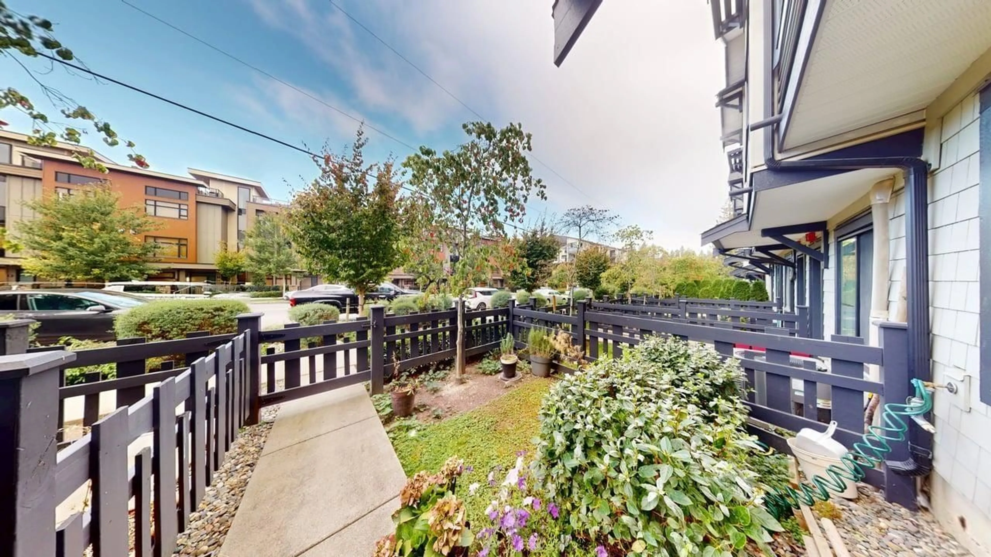 Patio, street for 97 - 8570 204, Langley British Columbia V1M2Y5
