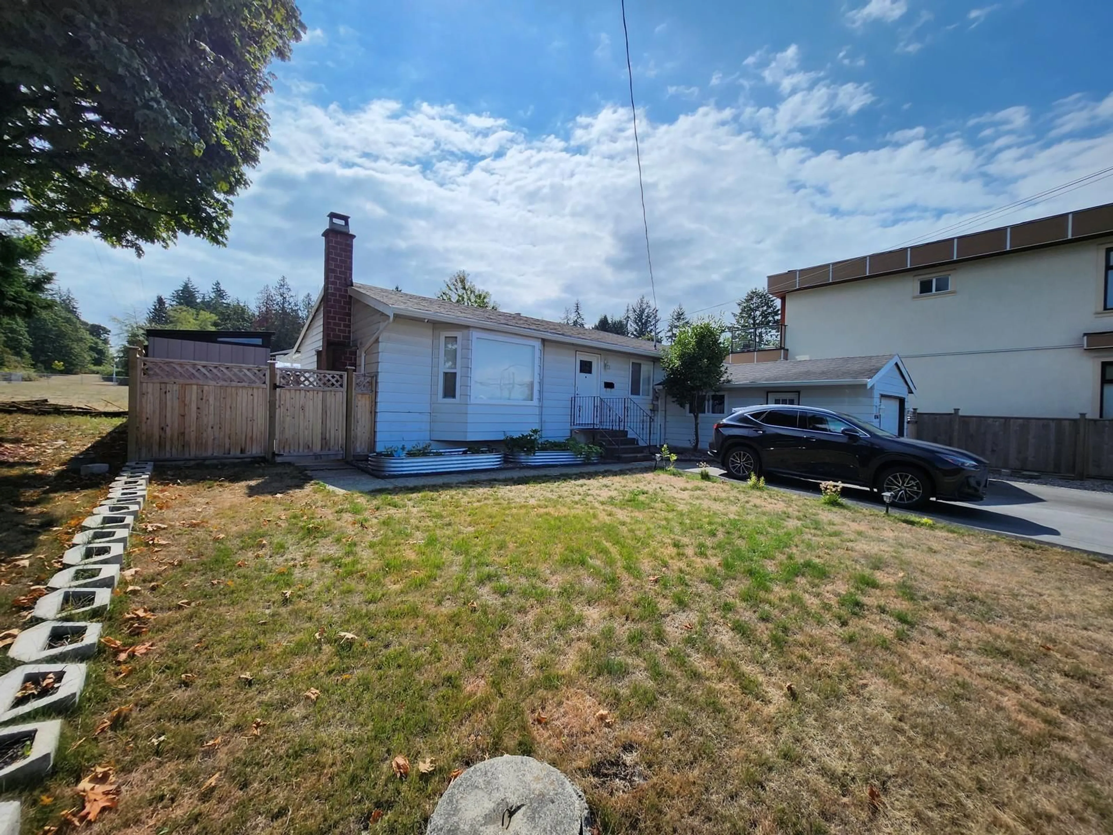 A pic from outside/outdoor area/front of a property/back of a property/a pic from drone, street for 10746 RIVER, Delta British Columbia V4C2R9