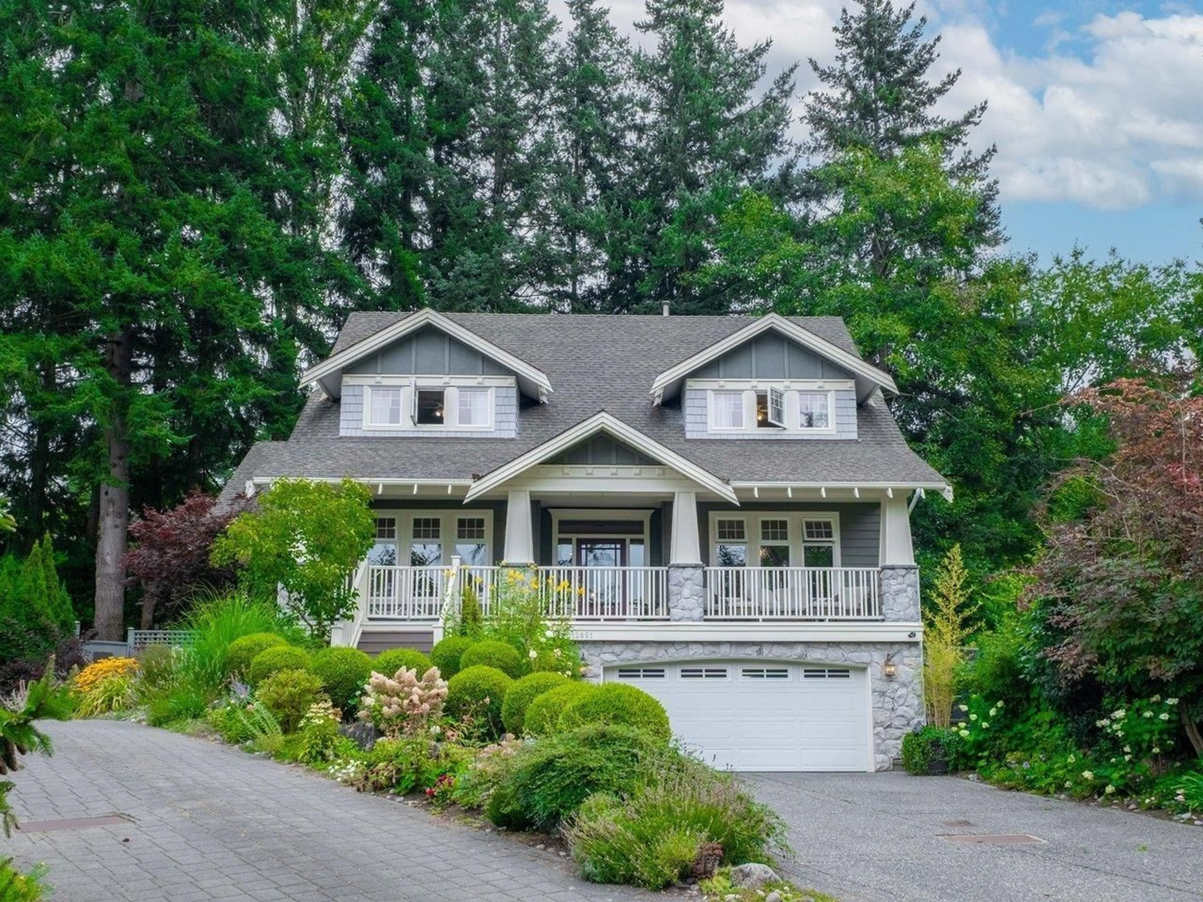 Home with vinyl exterior material, street for 12851 25, Surrey British Columbia V4P9W7